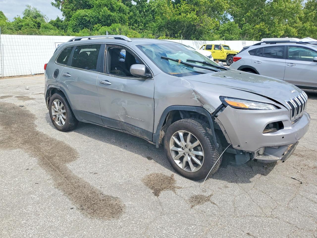 2014 Jeep Cherokee Limited Серебряный vin: 1C4PJMDSXEW109360