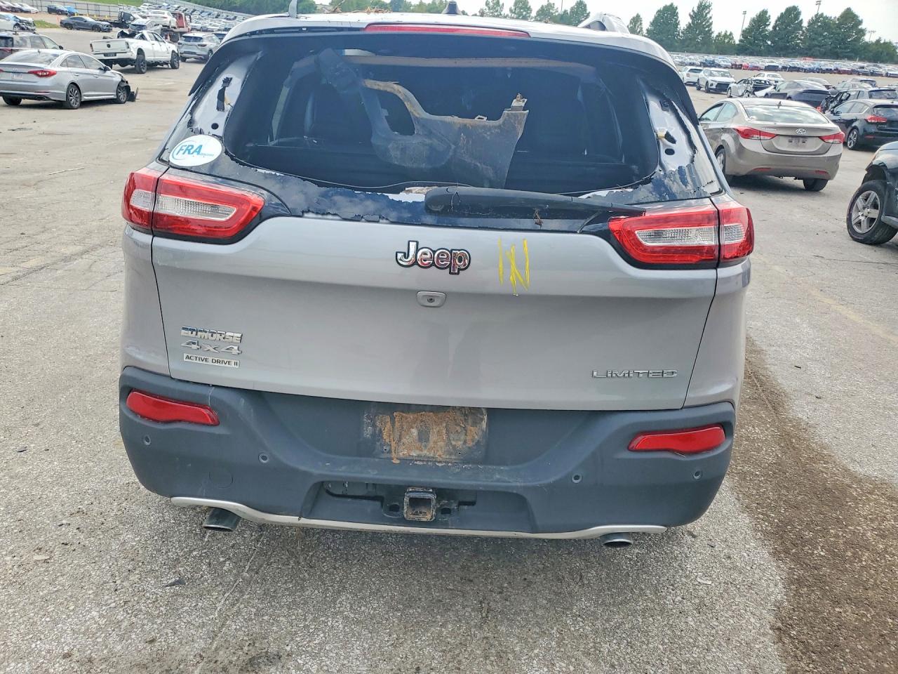 2014 Jeep Cherokee Limited Серебряный vin: 1C4PJMDSXEW109360