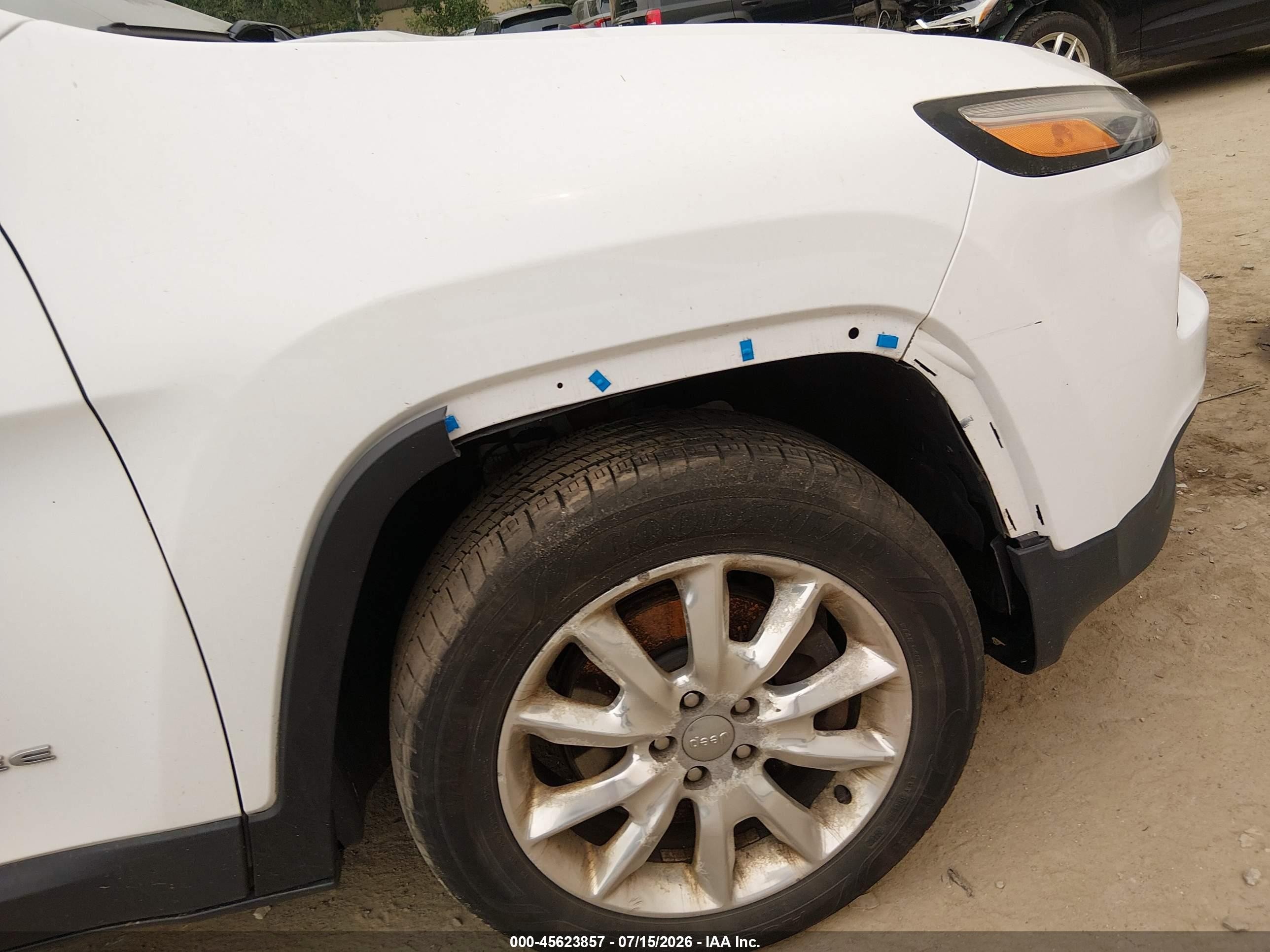 2014 Jeep Cherokee Limited White vin: 1C4PJMDSXEW236495