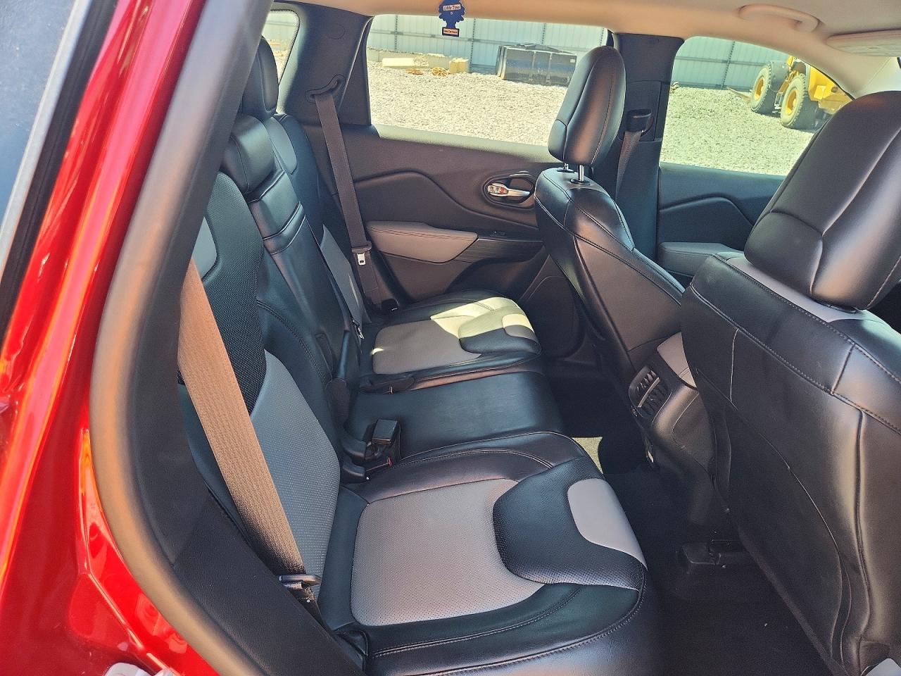 2014 Jeep Cherokee Limited Red vin: 1C4PJMDSXEW279072