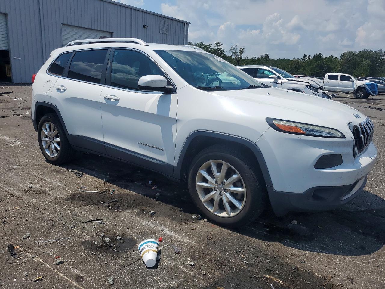 2015 Jeep Cherokee Limited White vin: 1C4PJMDSXFW630905