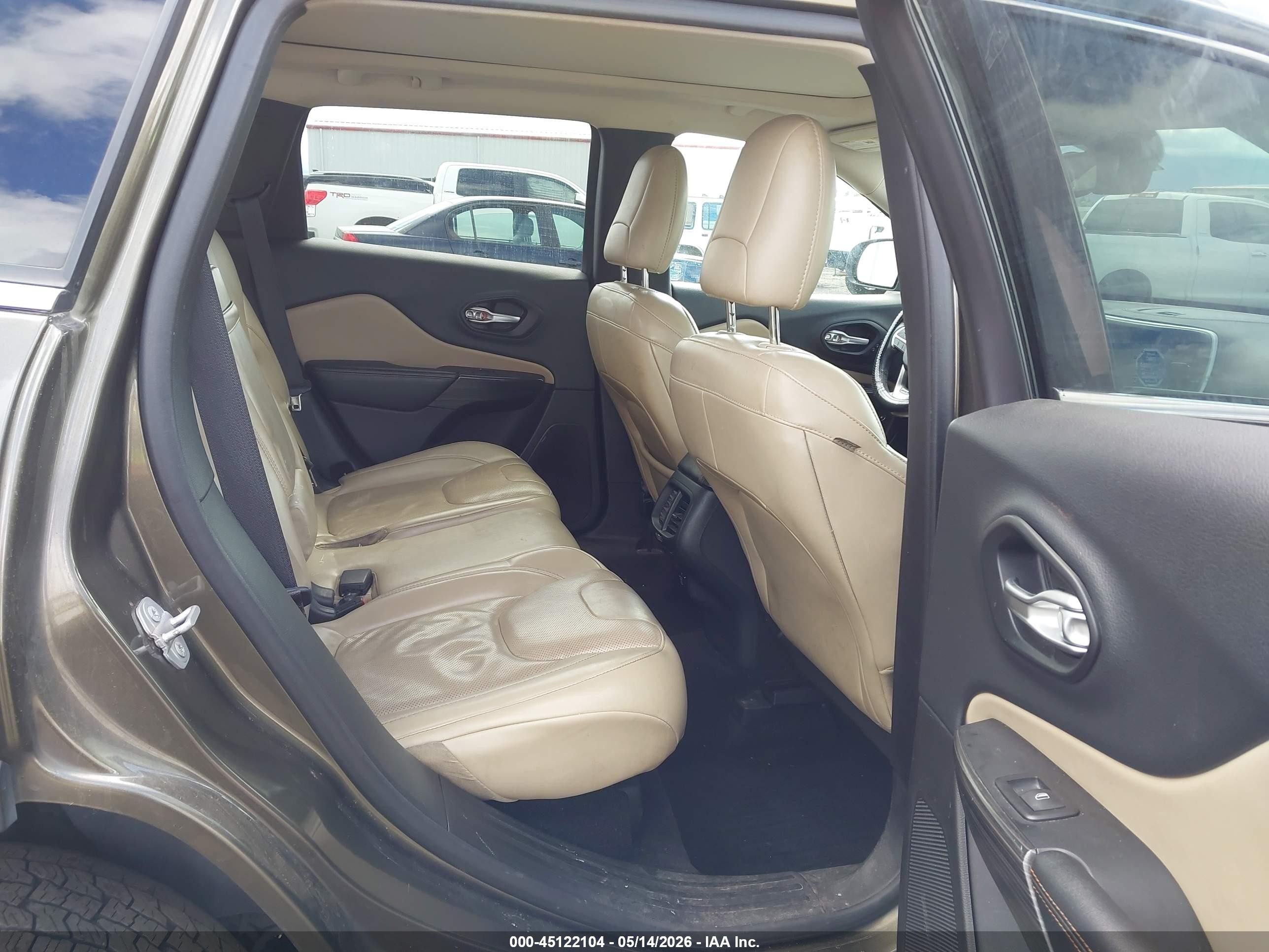 2015 Jeep Cherokee Limited Green vin: 1C4PJMDSXFW642410