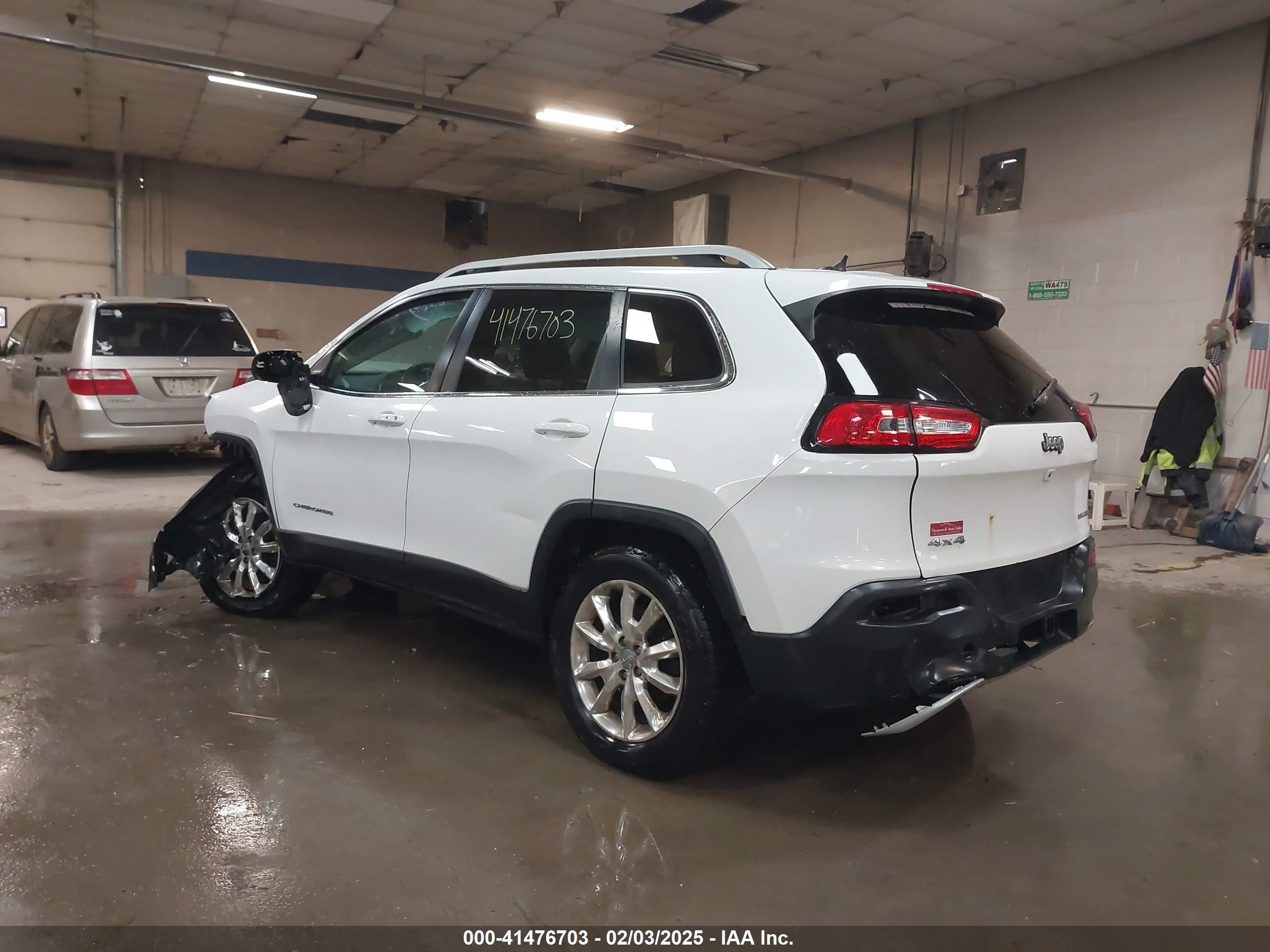 2015 Jeep Cherokee Limited White vin: 1C4PJMDSXFW650913