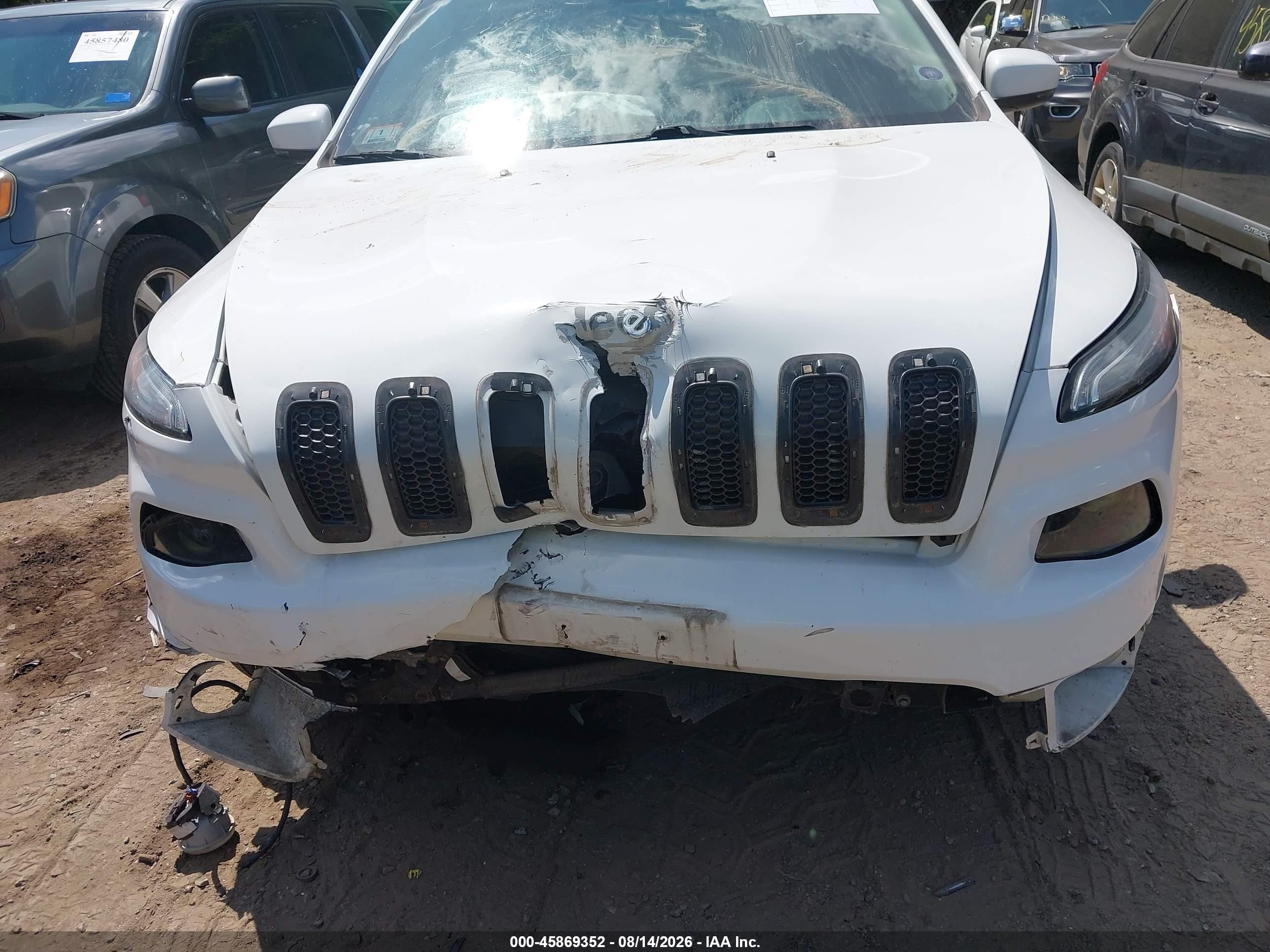 2015 Jeep Cherokee Limited White vin: 1C4PJMDSXFW681126