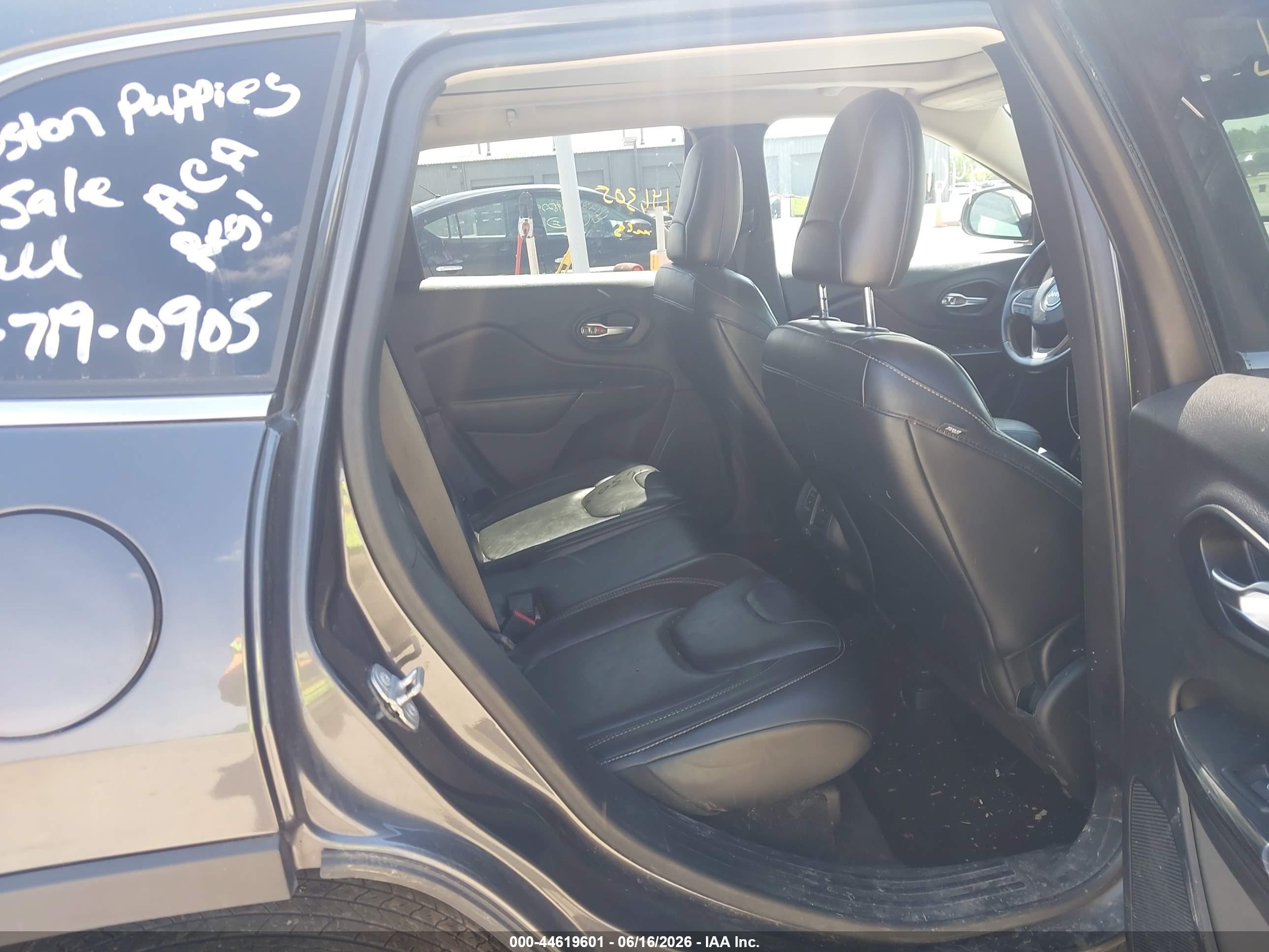 2015 Jeep Cherokee Limited Gray vin: 1C4PJMDSXFW717526