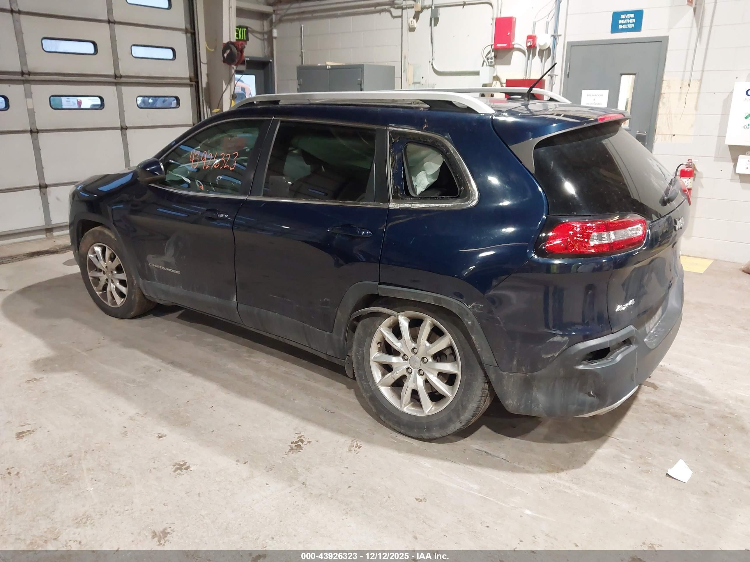 2015 Jeep Cherokee Limited Dark Blue vin: 1C4PJMDSXFW751580