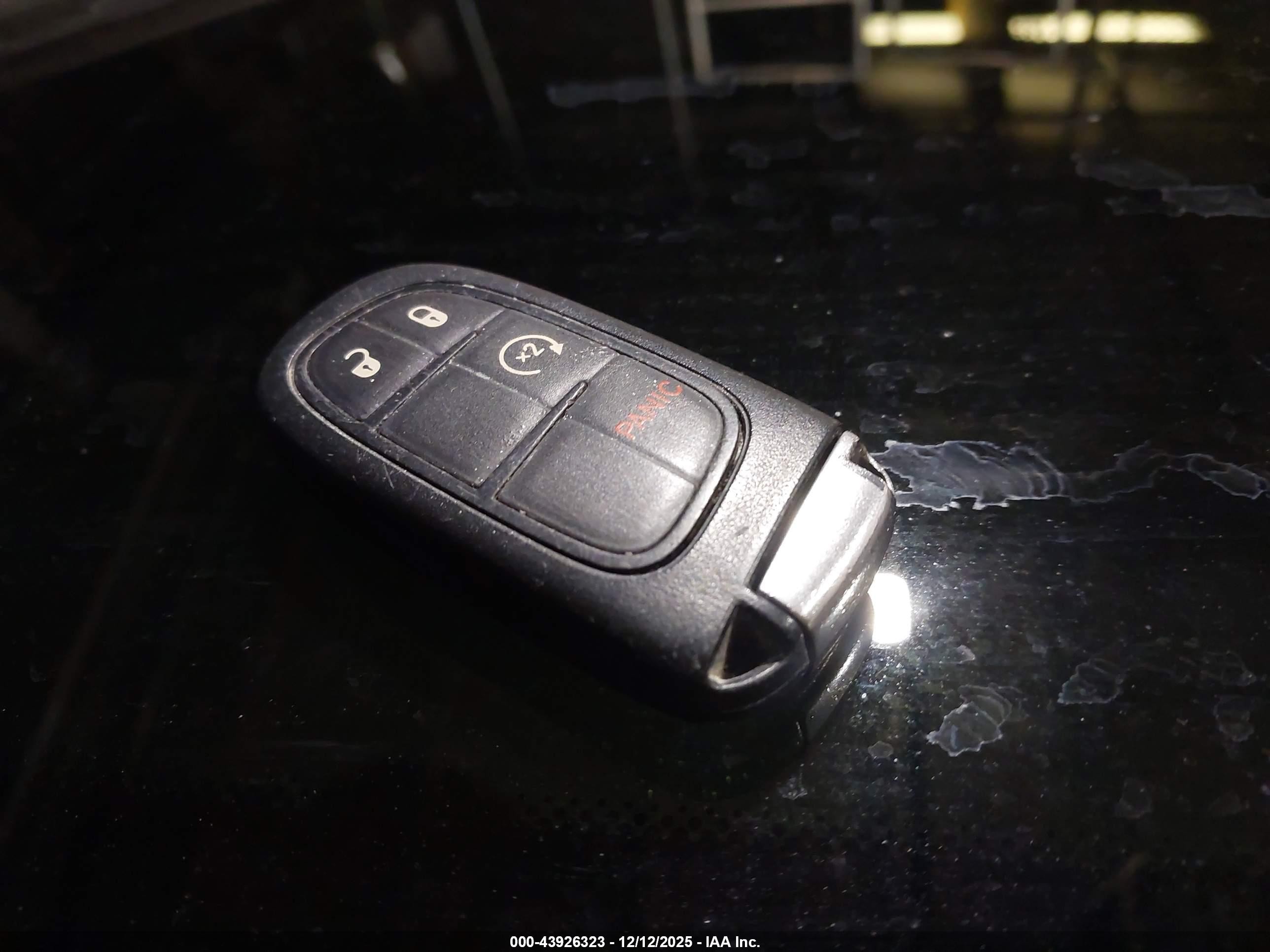 2015 Jeep Cherokee Limited Dark Blue vin: 1C4PJMDSXFW751580