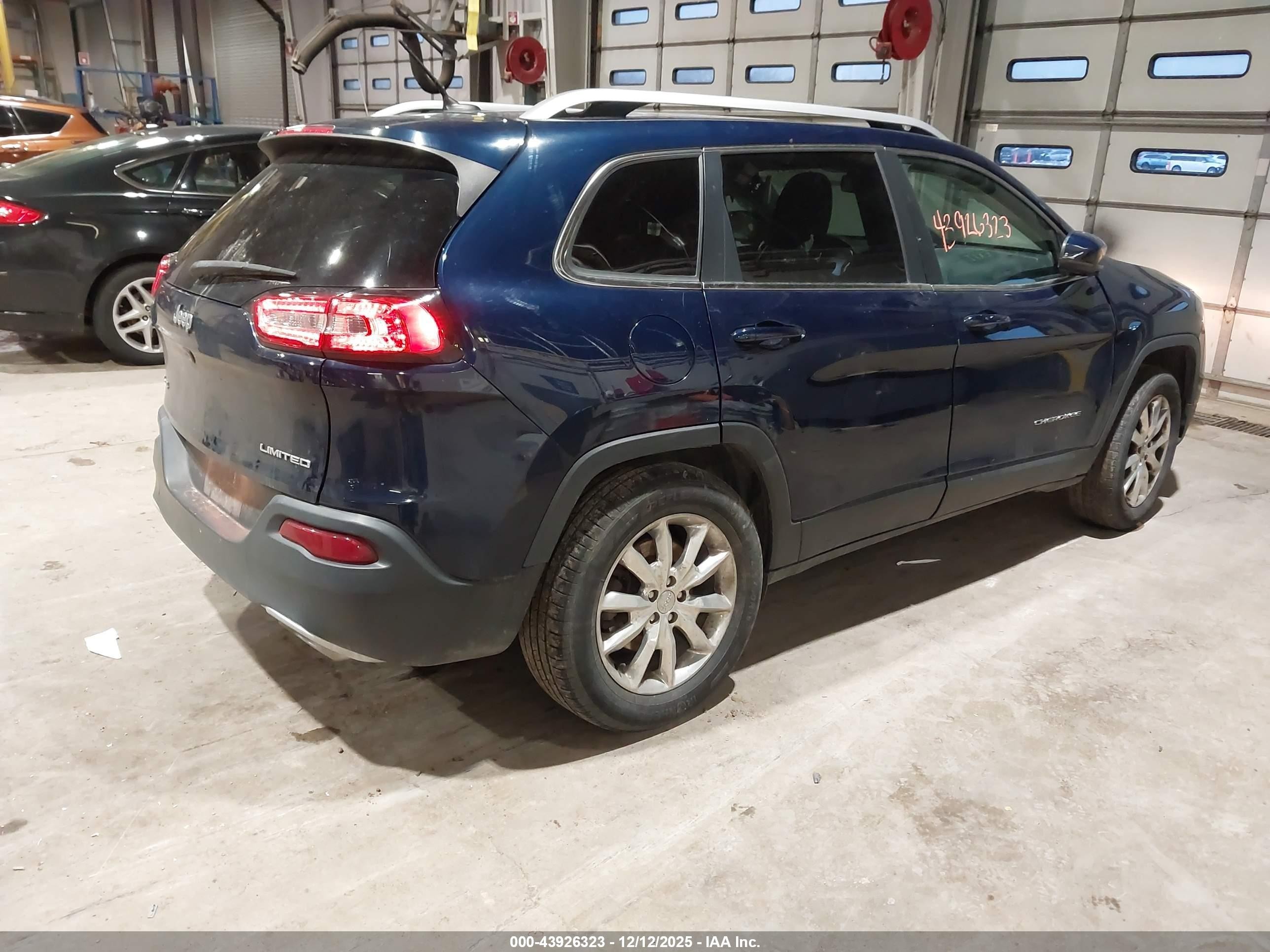 2015 Jeep Cherokee Limited Dark Blue vin: 1C4PJMDSXFW751580