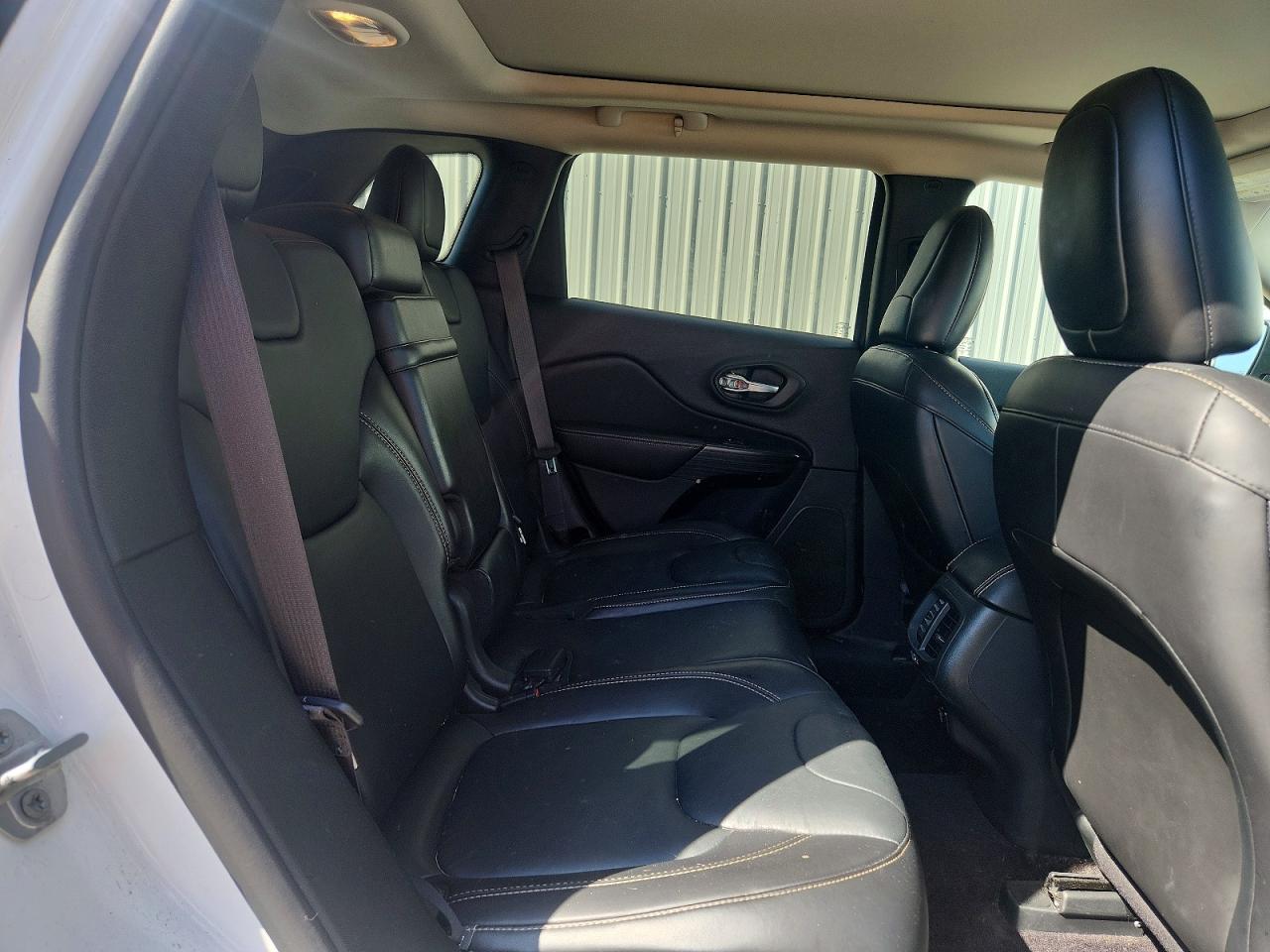 2016 Jeep Cherokee Limited White vin: 1C4PJMDSXGW352718