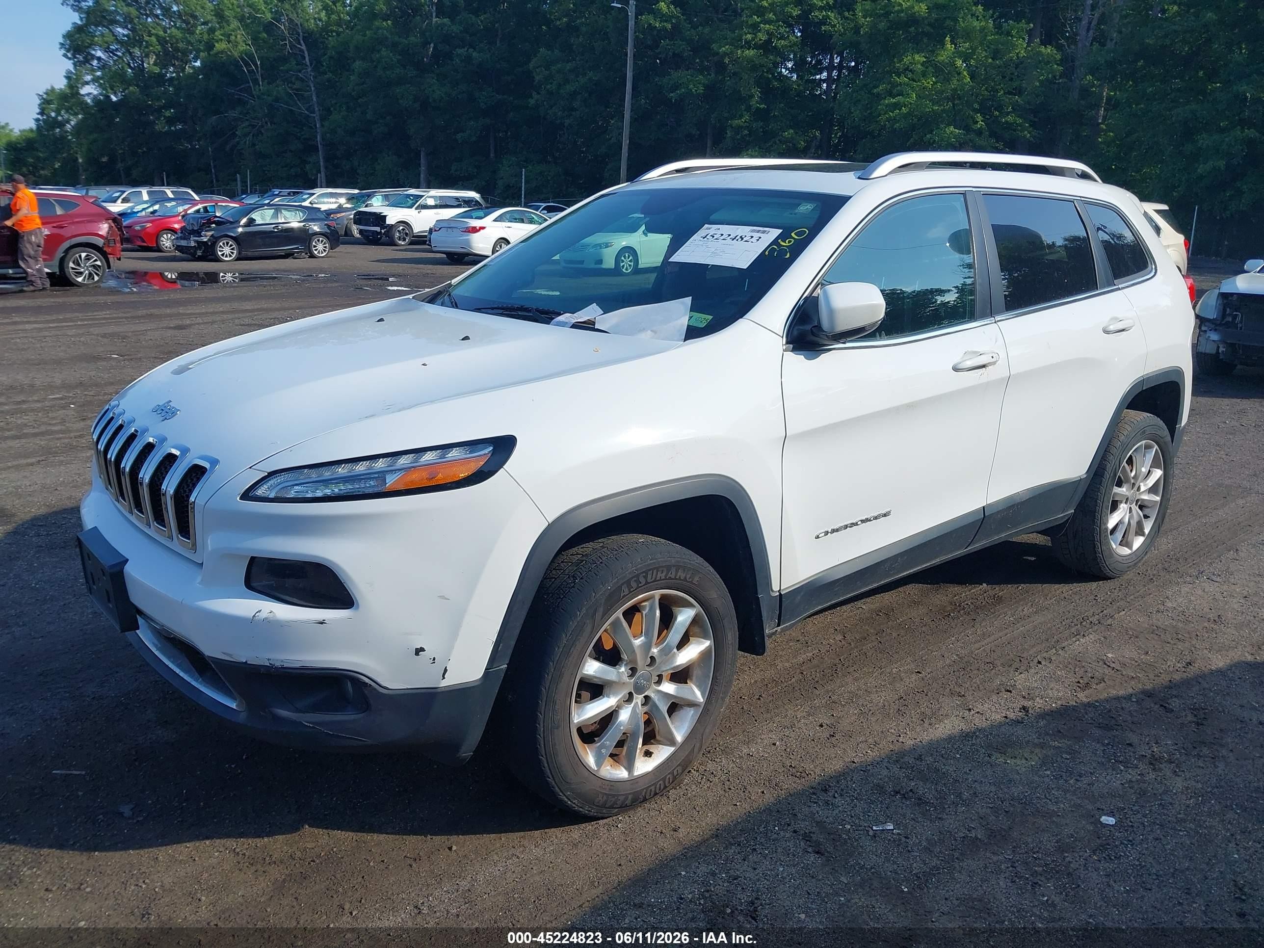 2017 Jeep Cherokee Limited 4x4 White vin: 1C4PJMDSXHW547087