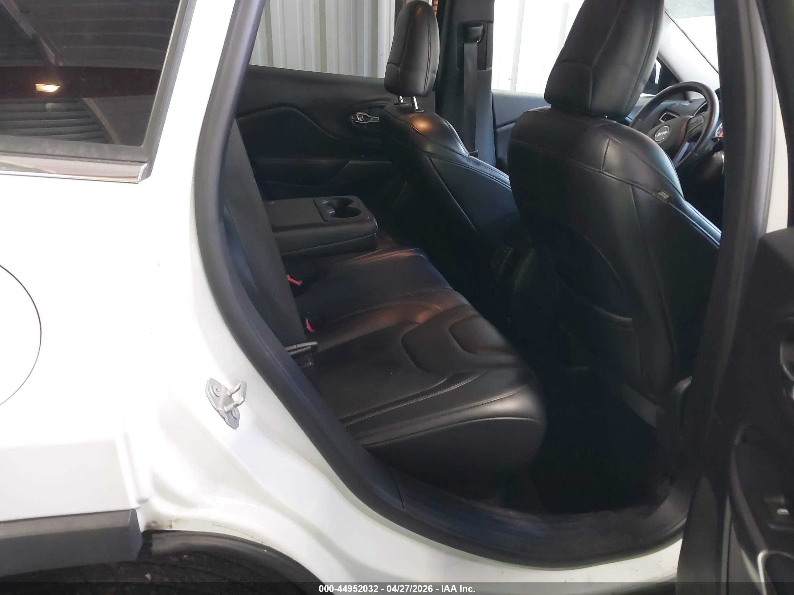 2019 Jeep Cherokee Limited 4x4 White vin: 1C4PJMDX0KD408181