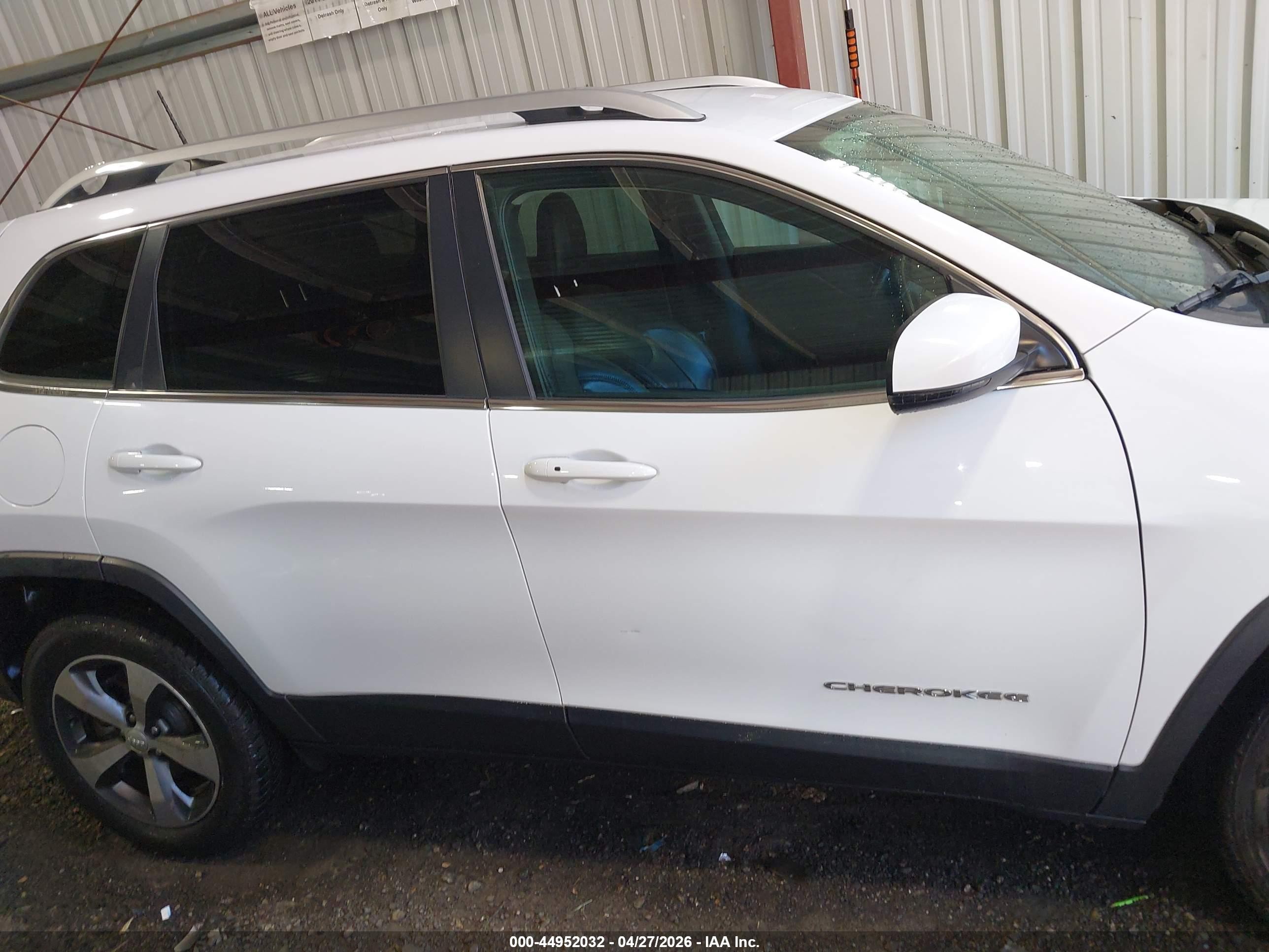 2019 Jeep Cherokee Limited 4x4 White vin: 1C4PJMDX0KD408181