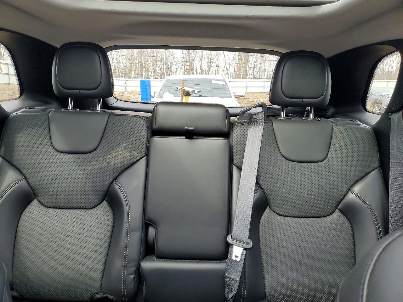 2021 Jeep Cherokee Limited White vin: 1C4PJMDX3MD178302