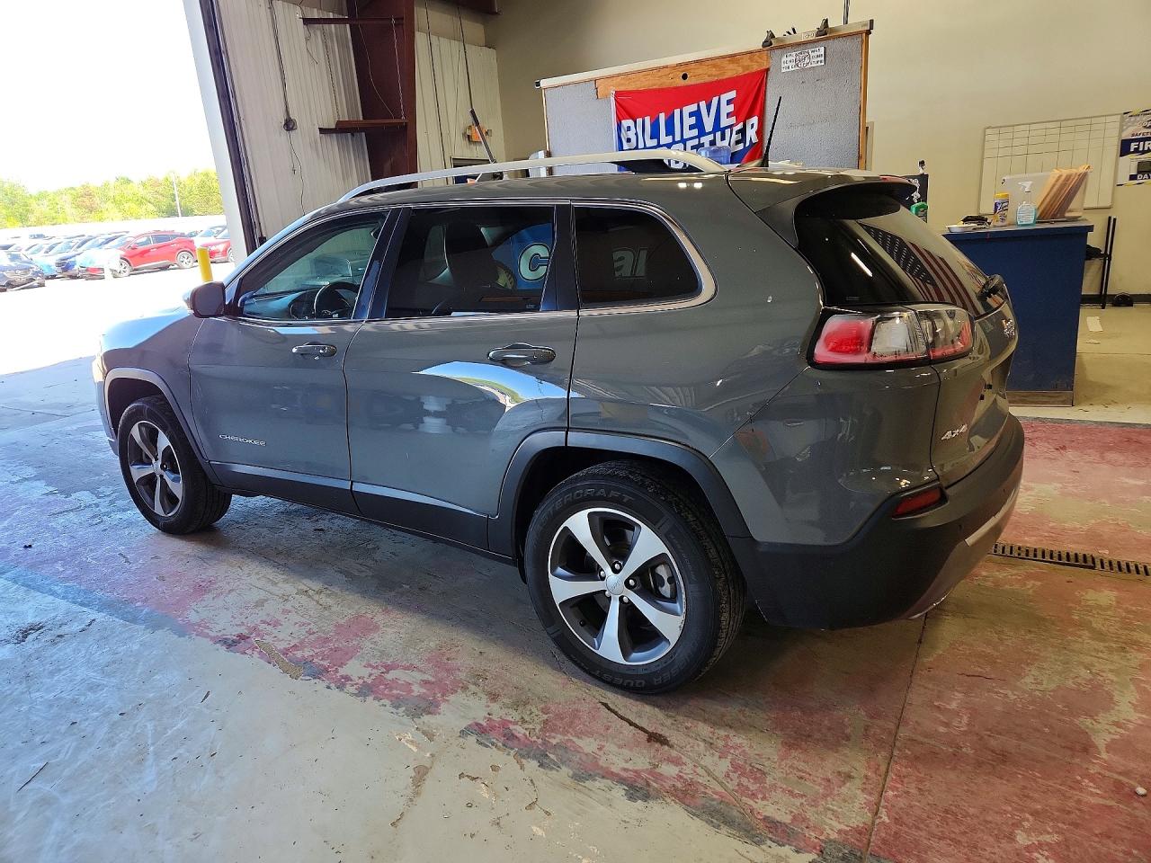 2021 Jeep Cherokee Limited Серебряный vin: 1C4PJMDX4MD176283