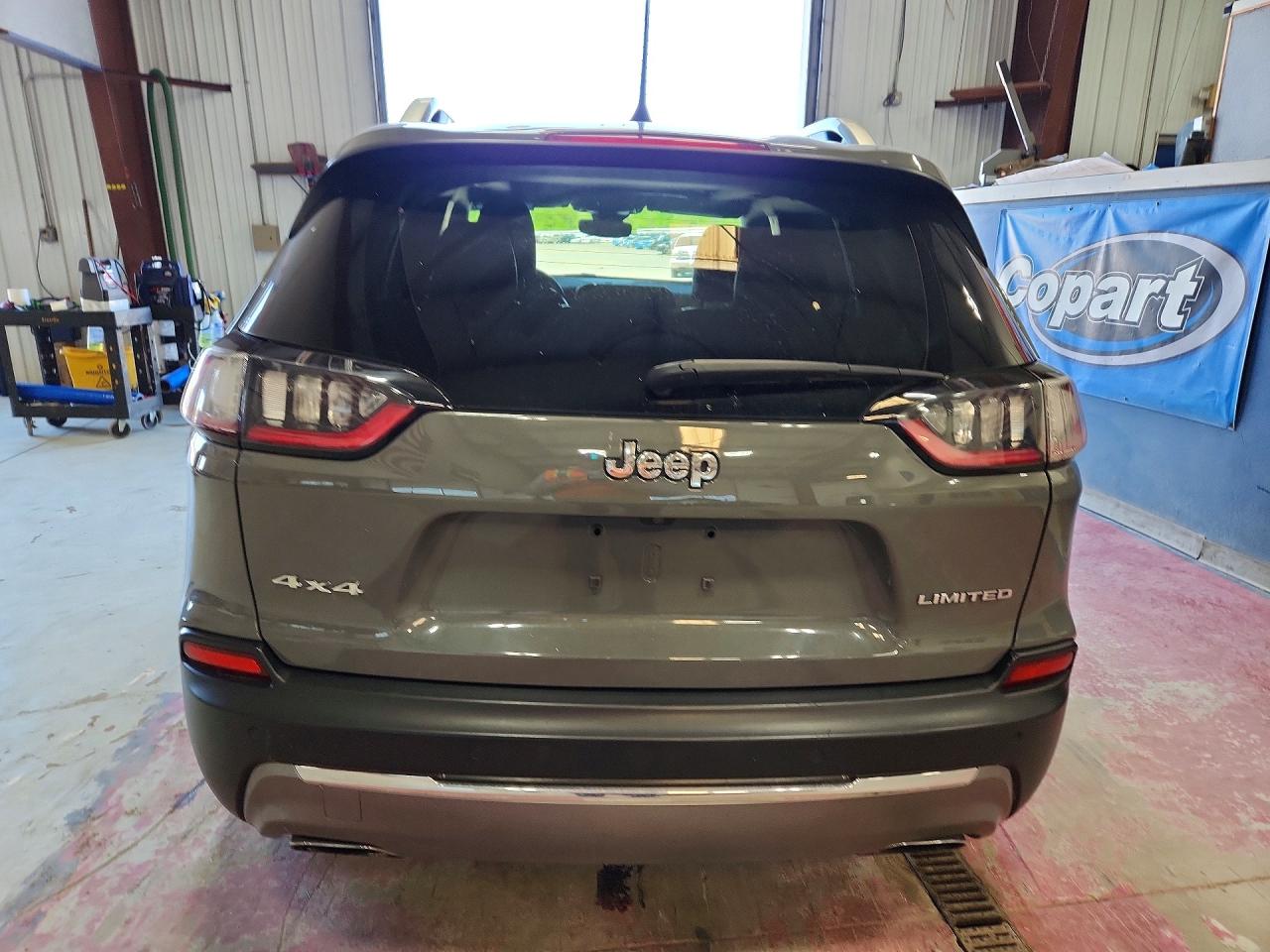 2021 Jeep Cherokee Limited Серебряный vin: 1C4PJMDX4MD176283