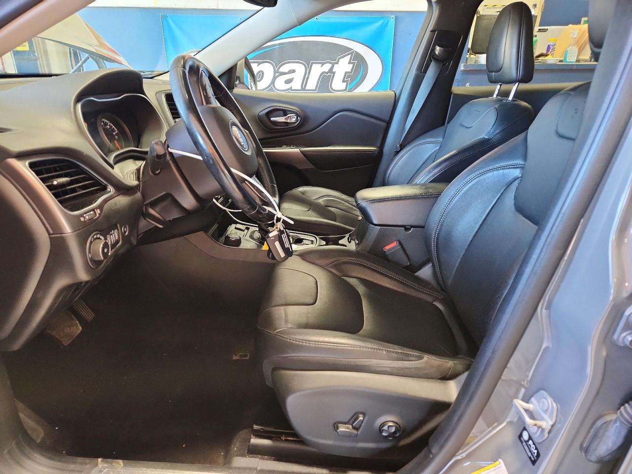2021 Jeep Cherokee Limited Серебряный vin: 1C4PJMDX4MD176283