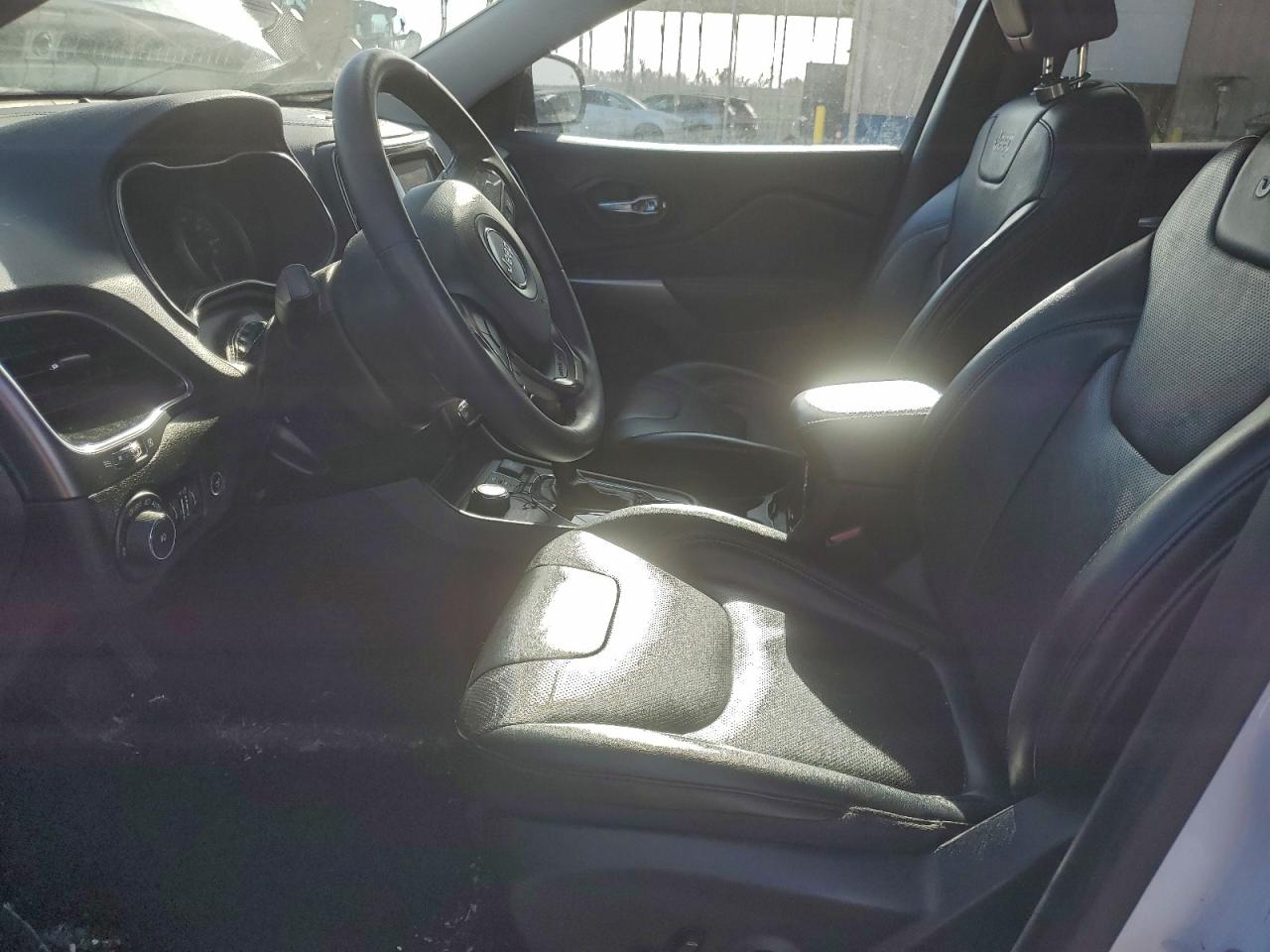 2022 Jeep Cherokee Limited White vin: 1C4PJMDX5ND542947