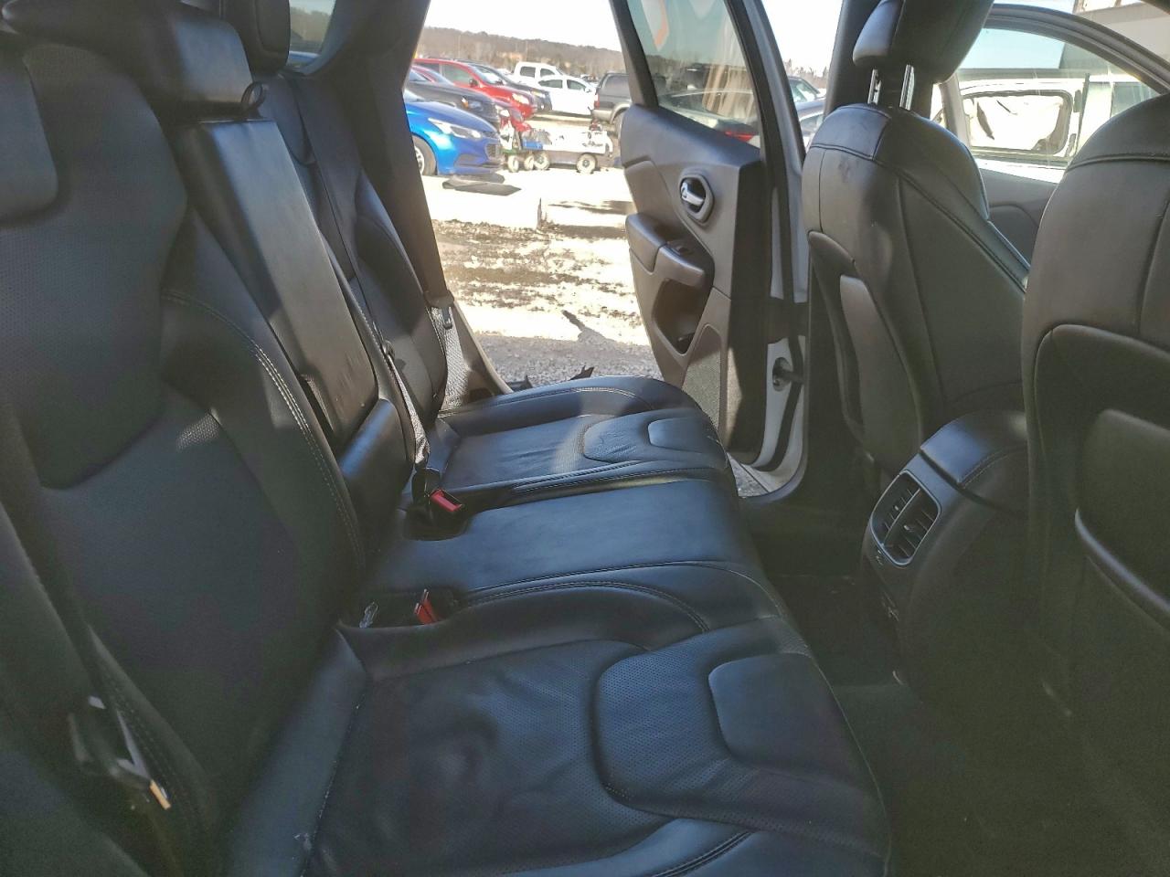 2022 Jeep Cherokee Limited White vin: 1C4PJMDX5ND542947