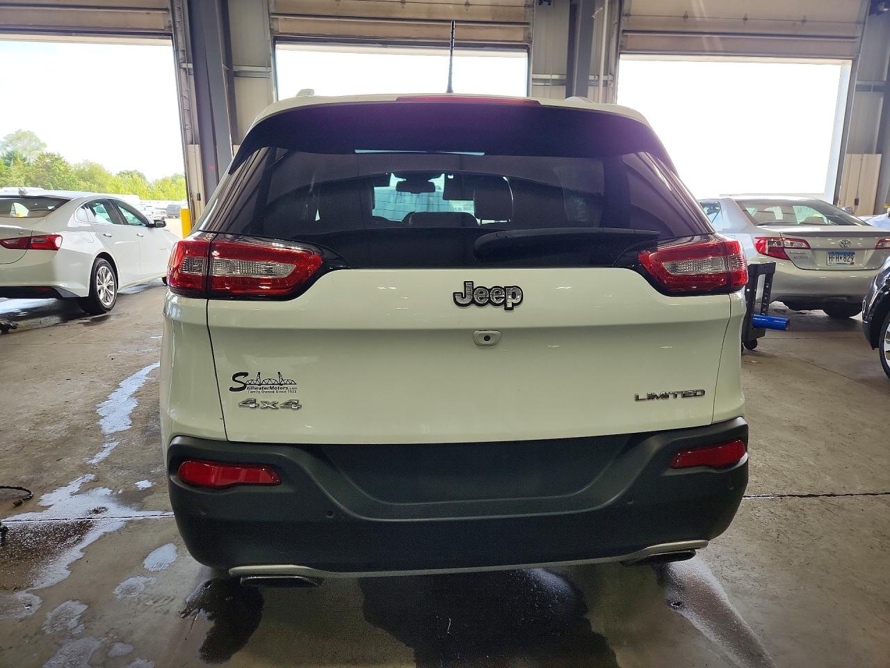 2018 Jeep Cherokee Limited White vin: 1C4PJMDX9JD574987