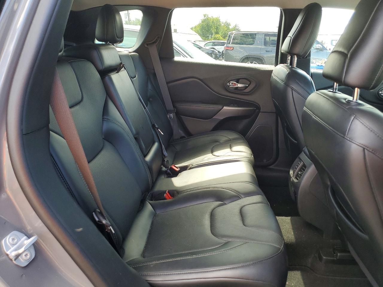 2020 Jeep Cherokee Limited Gray vin: 1C4PJMDXXLD617039