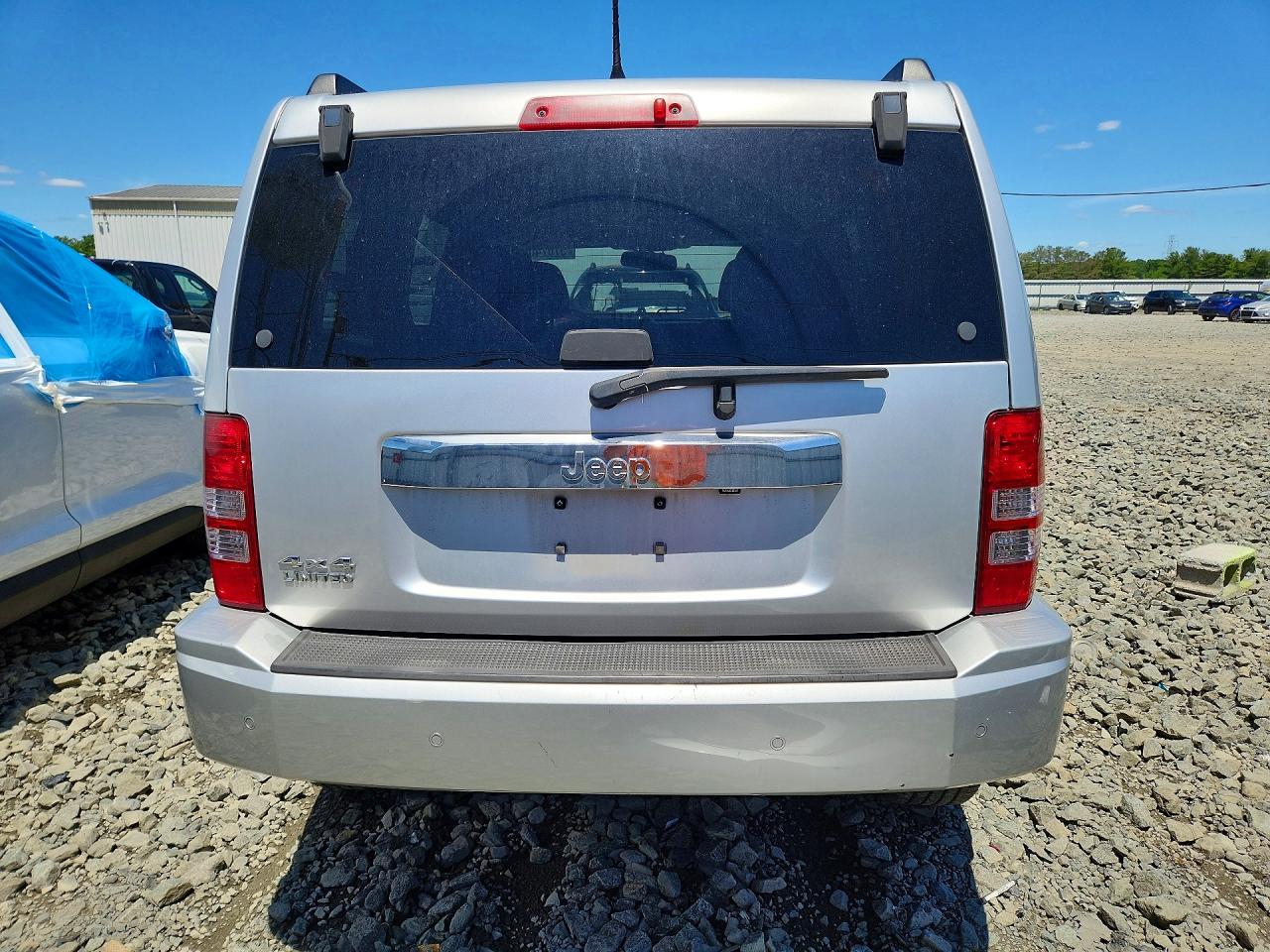 2012 Jeep Liberty Jet Silver vin: 1C4PJMFK1CW206277