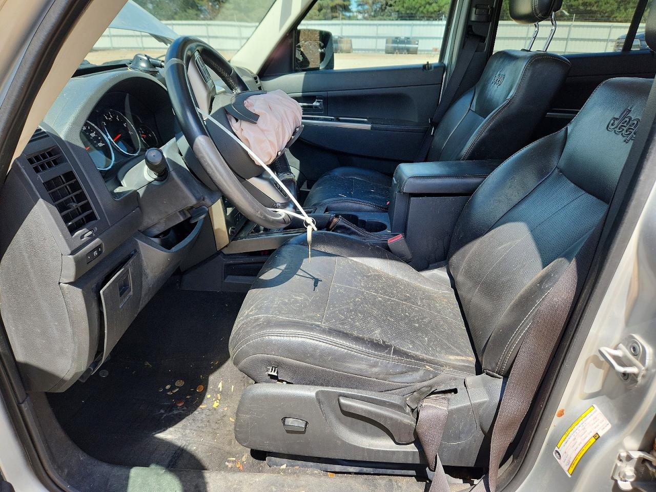 2012 Jeep Liberty Jet Silver vin: 1C4PJMFK5CW215290