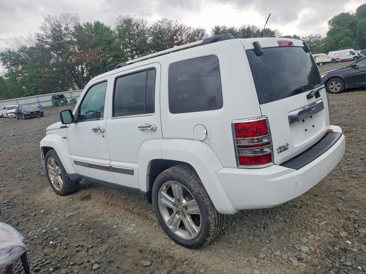 2012 Jeep Liberty Jet White vin: 1C4PJMFK7CW177206