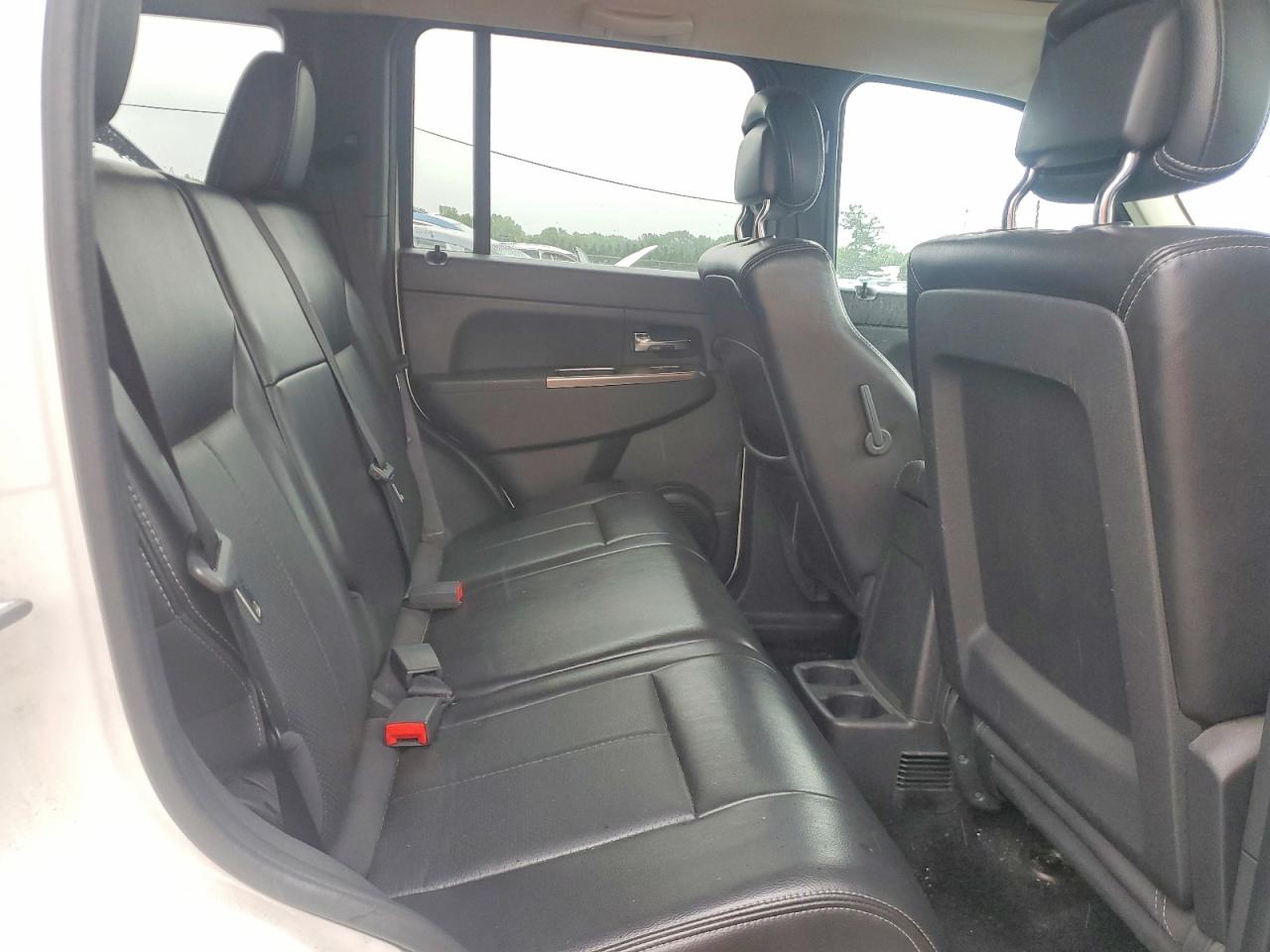 2012 Jeep Liberty Jet White vin: 1C4PJMFK7CW177206