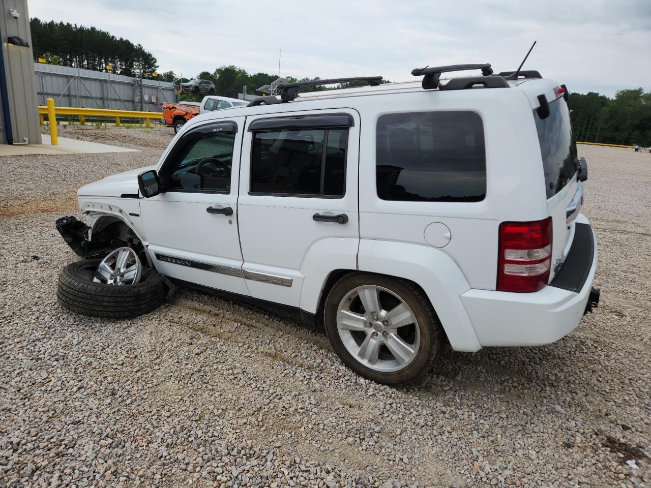 2012 Jeep Liberty Jet White vin: 1C4PJMFK8CW162584