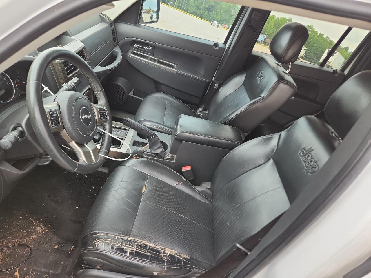 2012 Jeep Liberty Jet White vin: 1C4PJMFK8CW162584