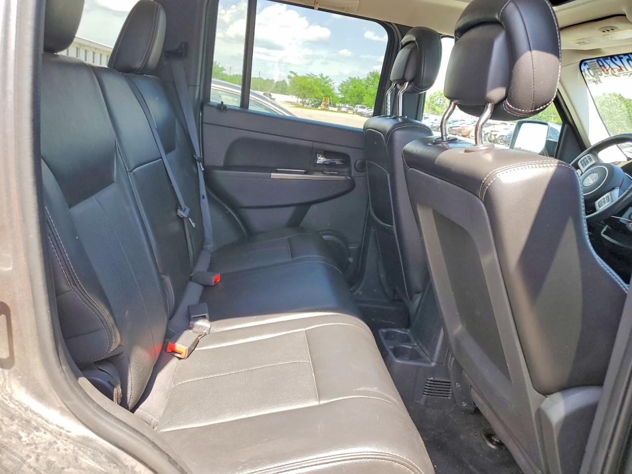 2012 Jeep Liberty Jet Silver vin: 1C4PJMFK9CW162416