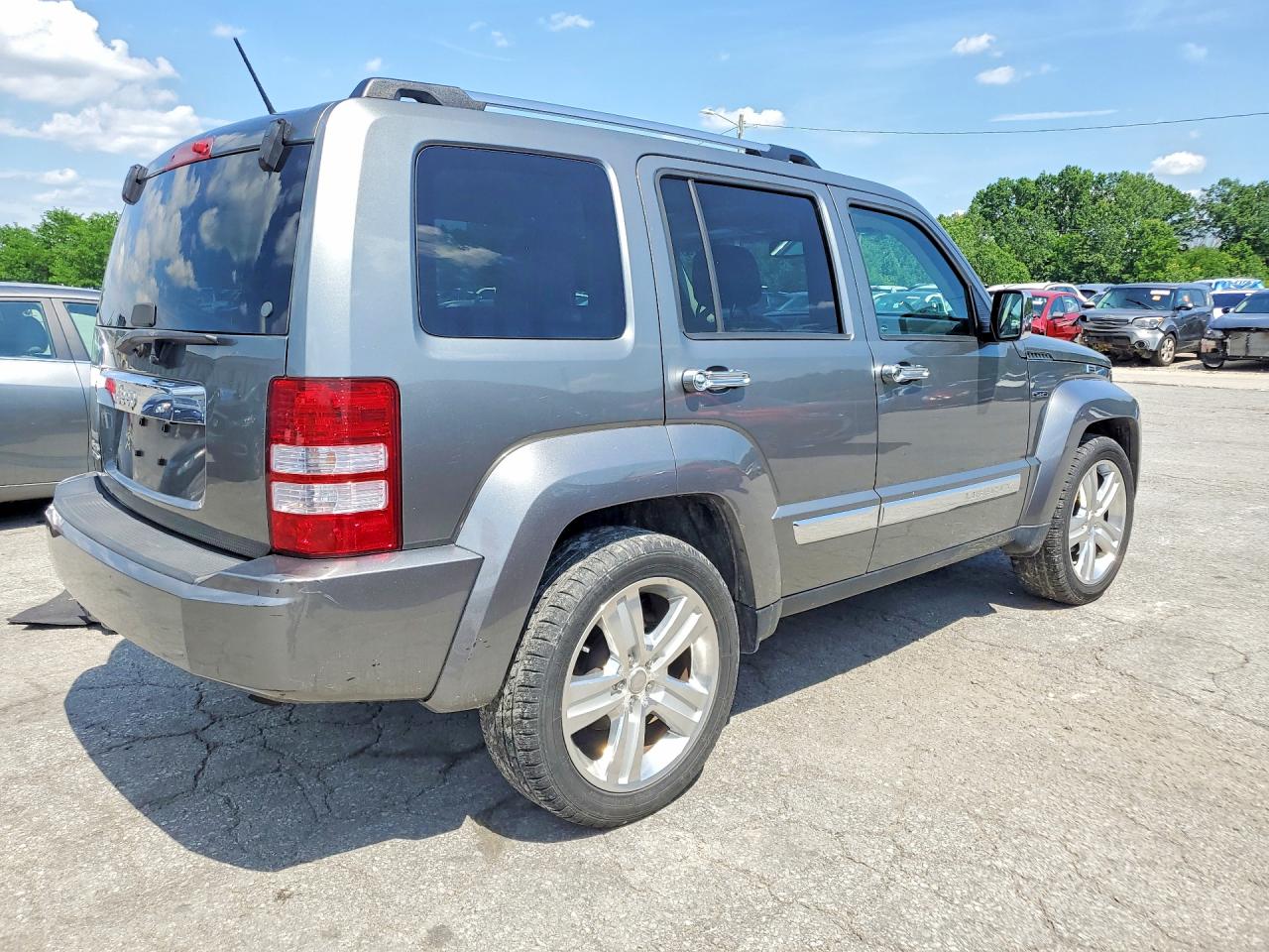 2012 Jeep Liberty Jet Silver vin: 1C4PJMFK9CW162416