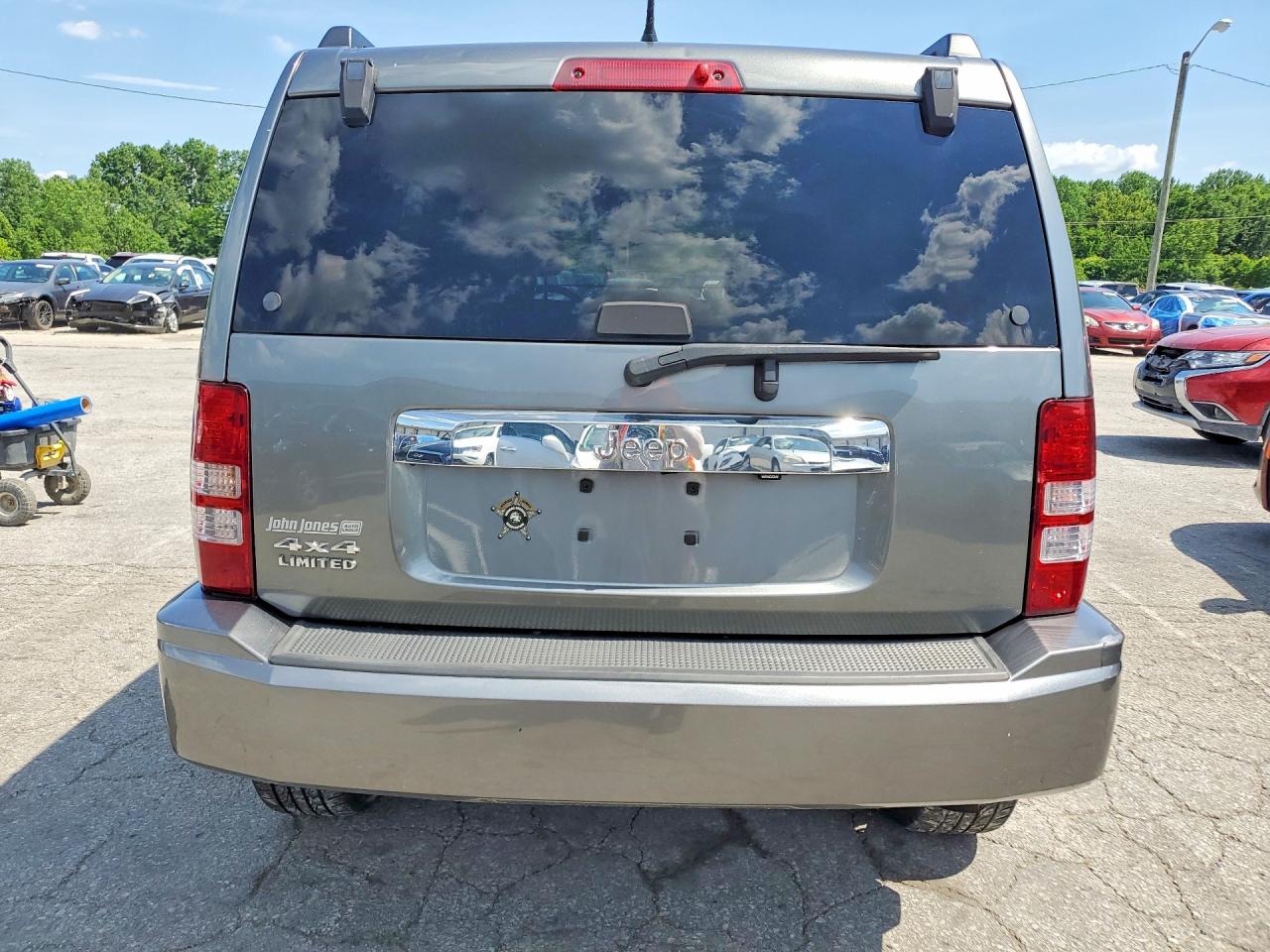 2012 Jeep Liberty Jet Silver vin: 1C4PJMFK9CW162416