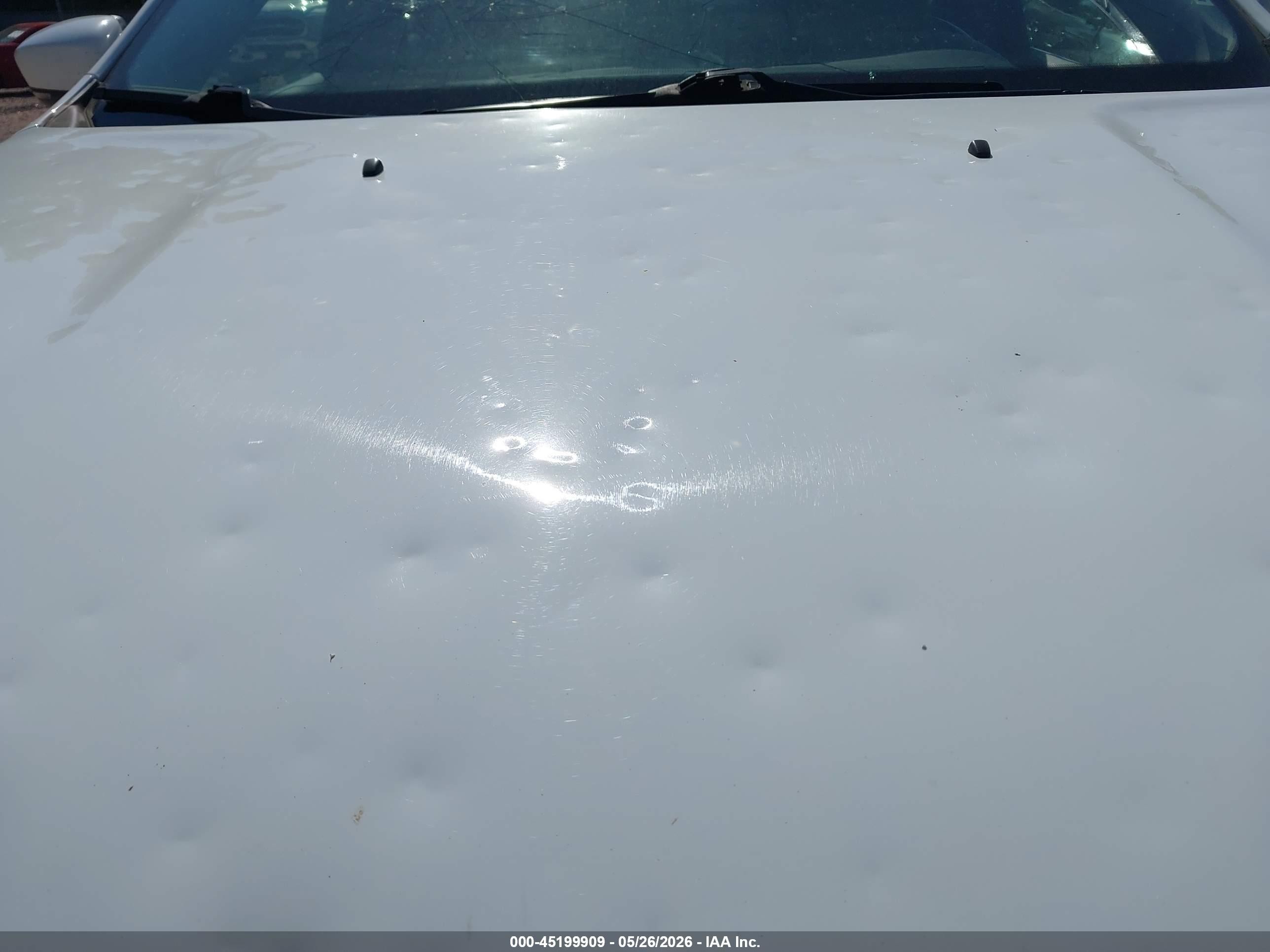 2019 Jeep Cherokee Overland 4x4 White vin: 1C4PJMJN2KD174239