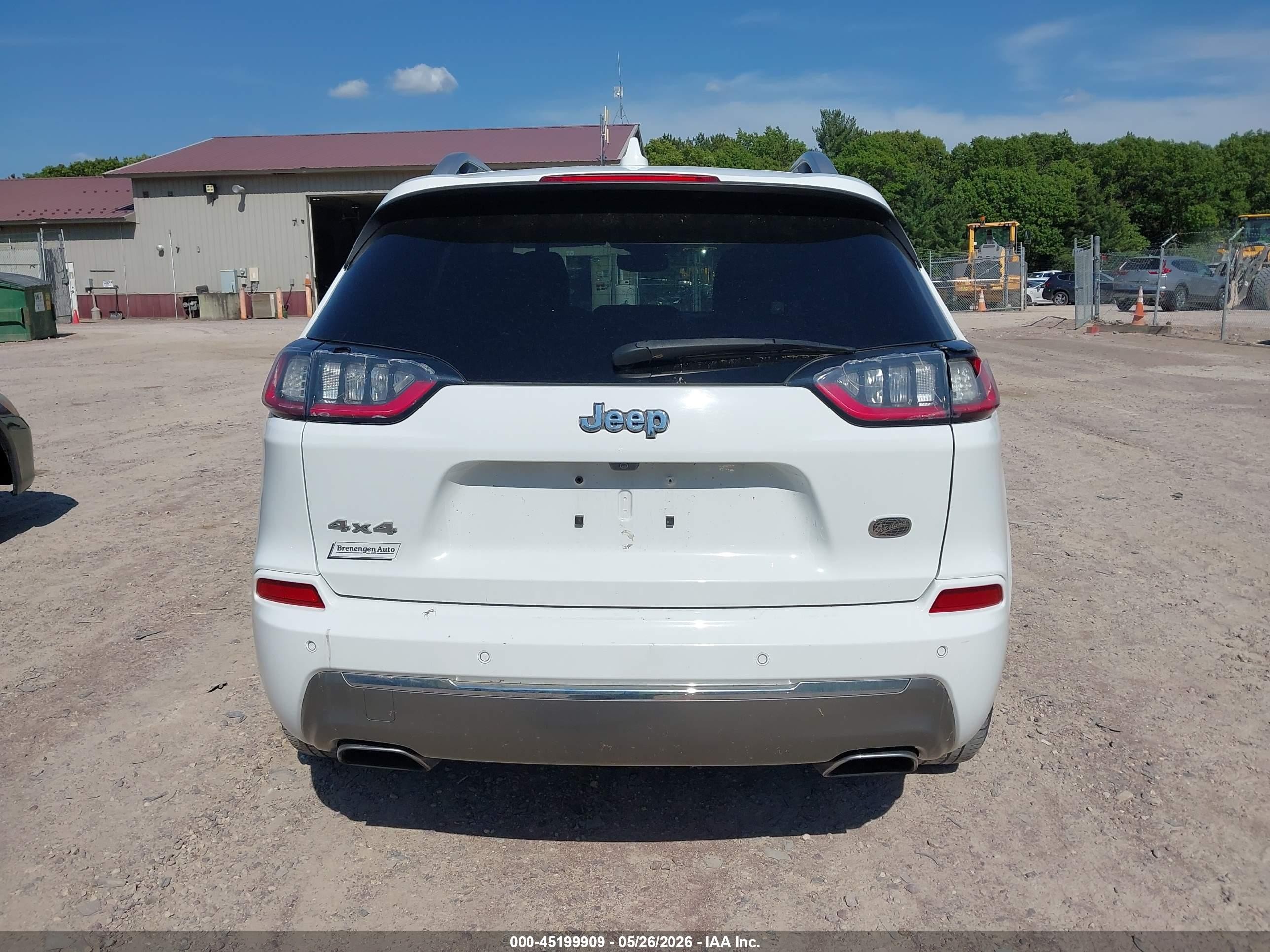 2019 Jeep Cherokee Overland 4x4 White vin: 1C4PJMJN2KD174239