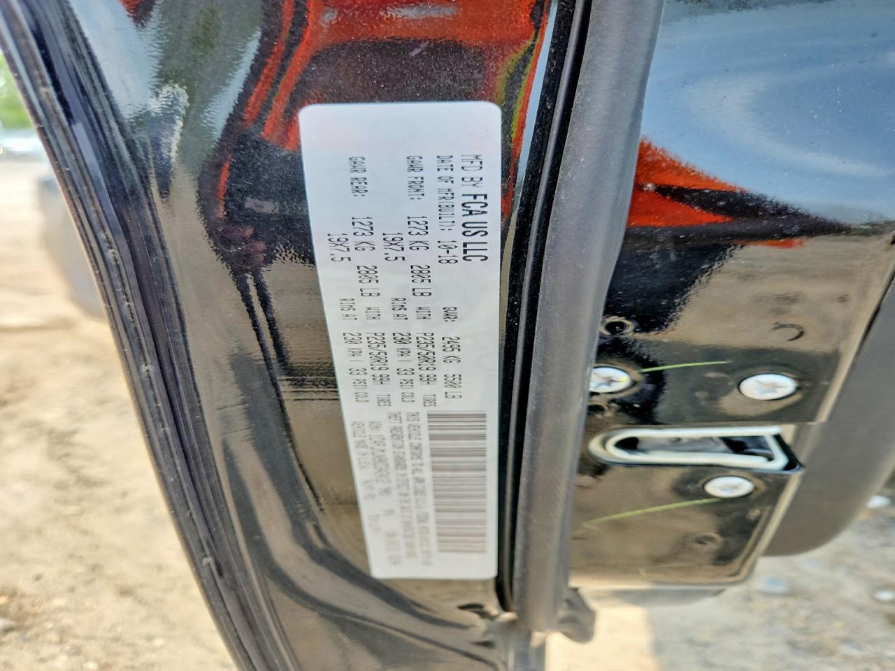 2019 Jeep Cherokee Overland Black vin: 1C4PJMJN9KD342412