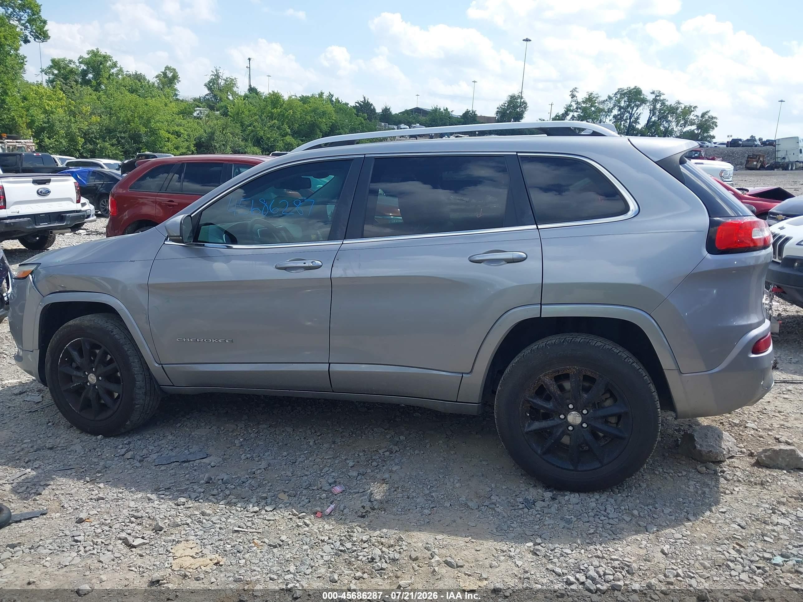 2016 Jeep Cherokee Overland Silver vin: 1C4PJMJS2GW340051