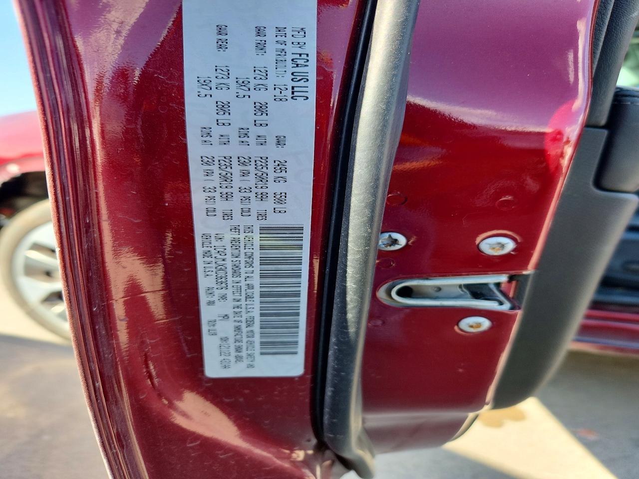 2019 Jeep Cherokee Overland Burgundy vin: 1C4PJMJX3KD363676