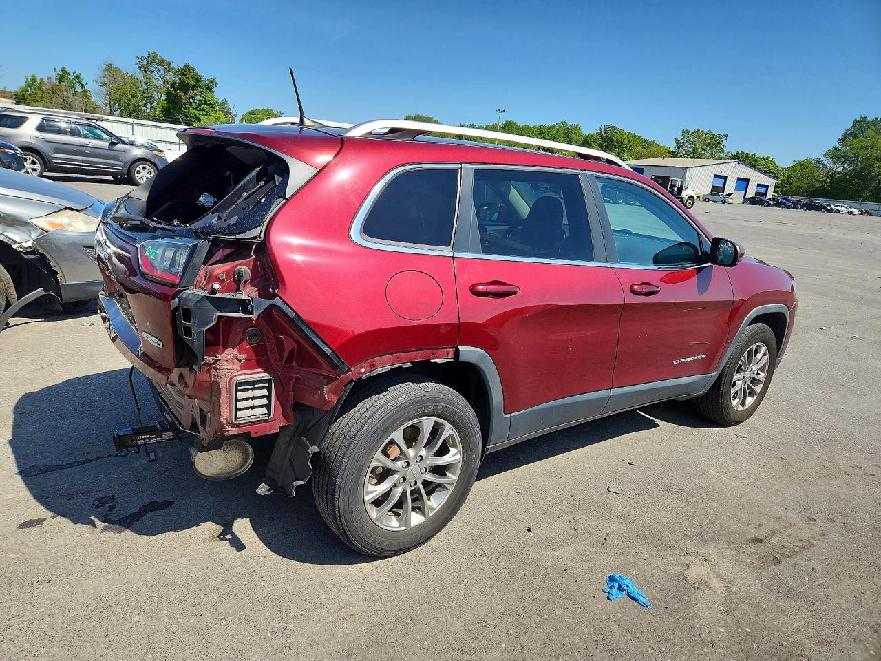 2020 Jeep Cherokee Latitude Plus Red vin: 1C4PJMLB1LD513867