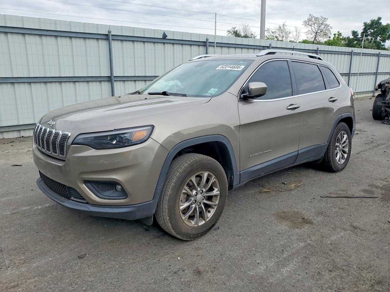 2020 Jeep Cherokee Latitude Plus Brown vin: 1C4PJMLB2LD618062
