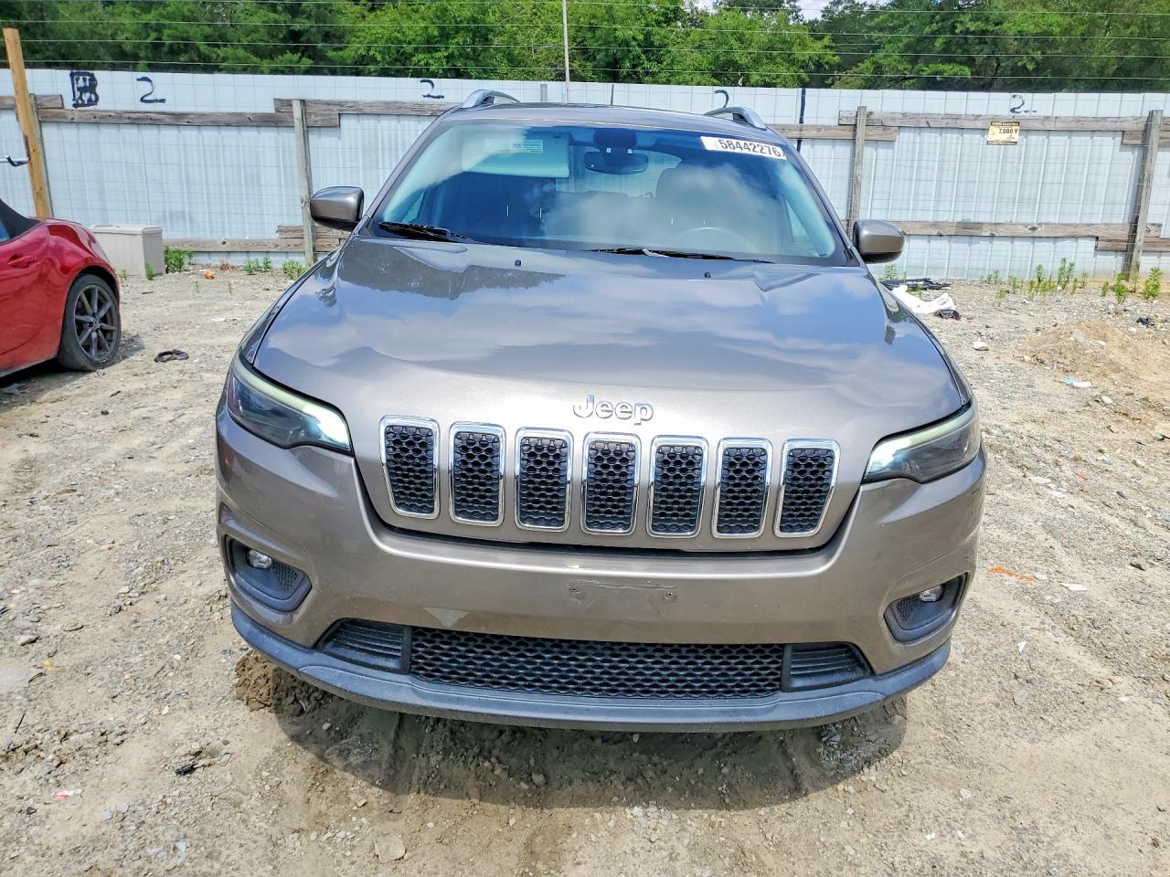 2019 Jeep Cherokee Latitude Plus Gray vin: 1C4PJMLB3KD192753