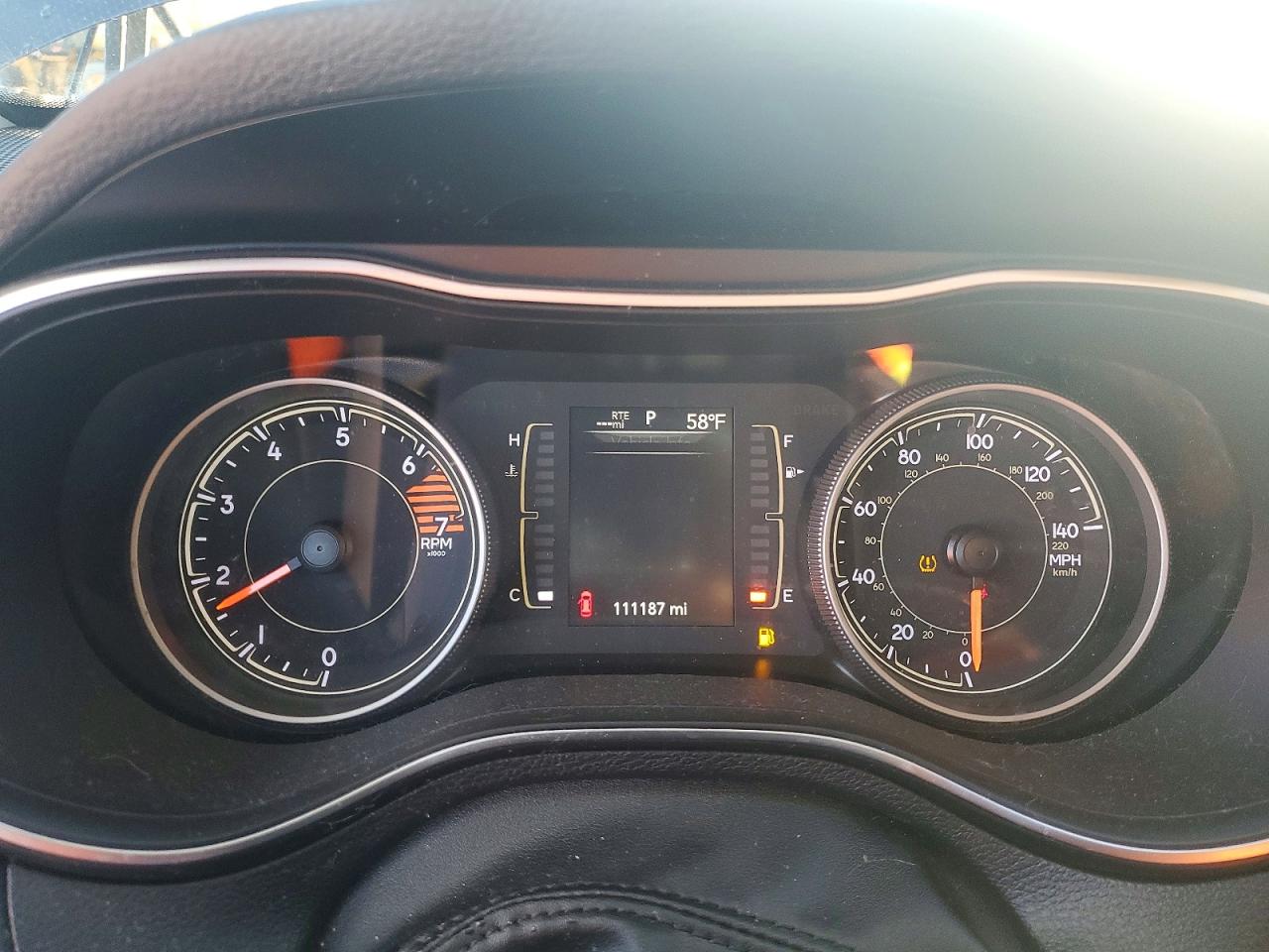 2019 Jeep Cherokee Latitude Plus Серый vin: 1C4PJMLB3KD490025
