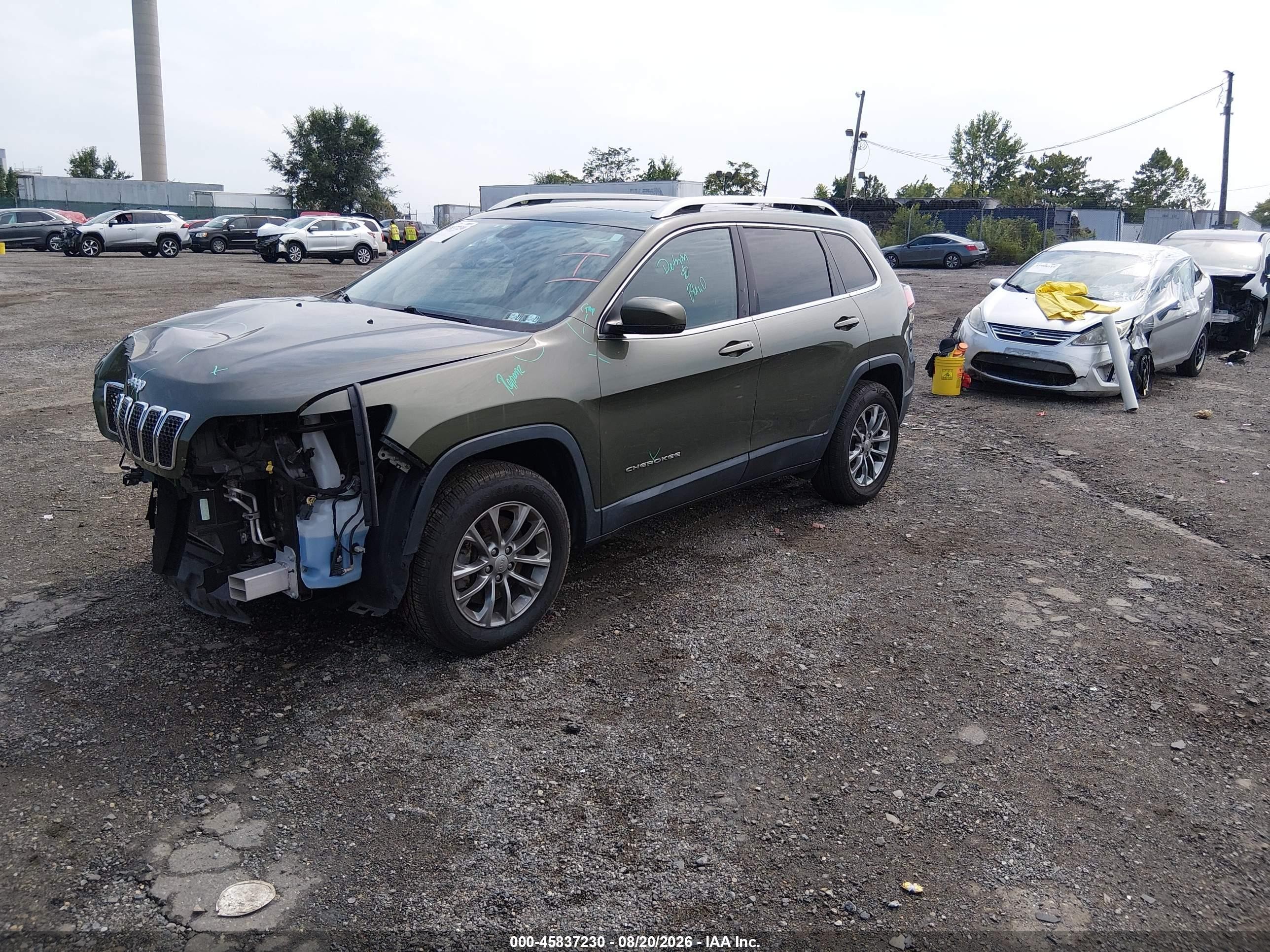 2020 Jeep Cherokee Latitude Plus 4x4 Green vin: 1C4PJMLB3LD556963