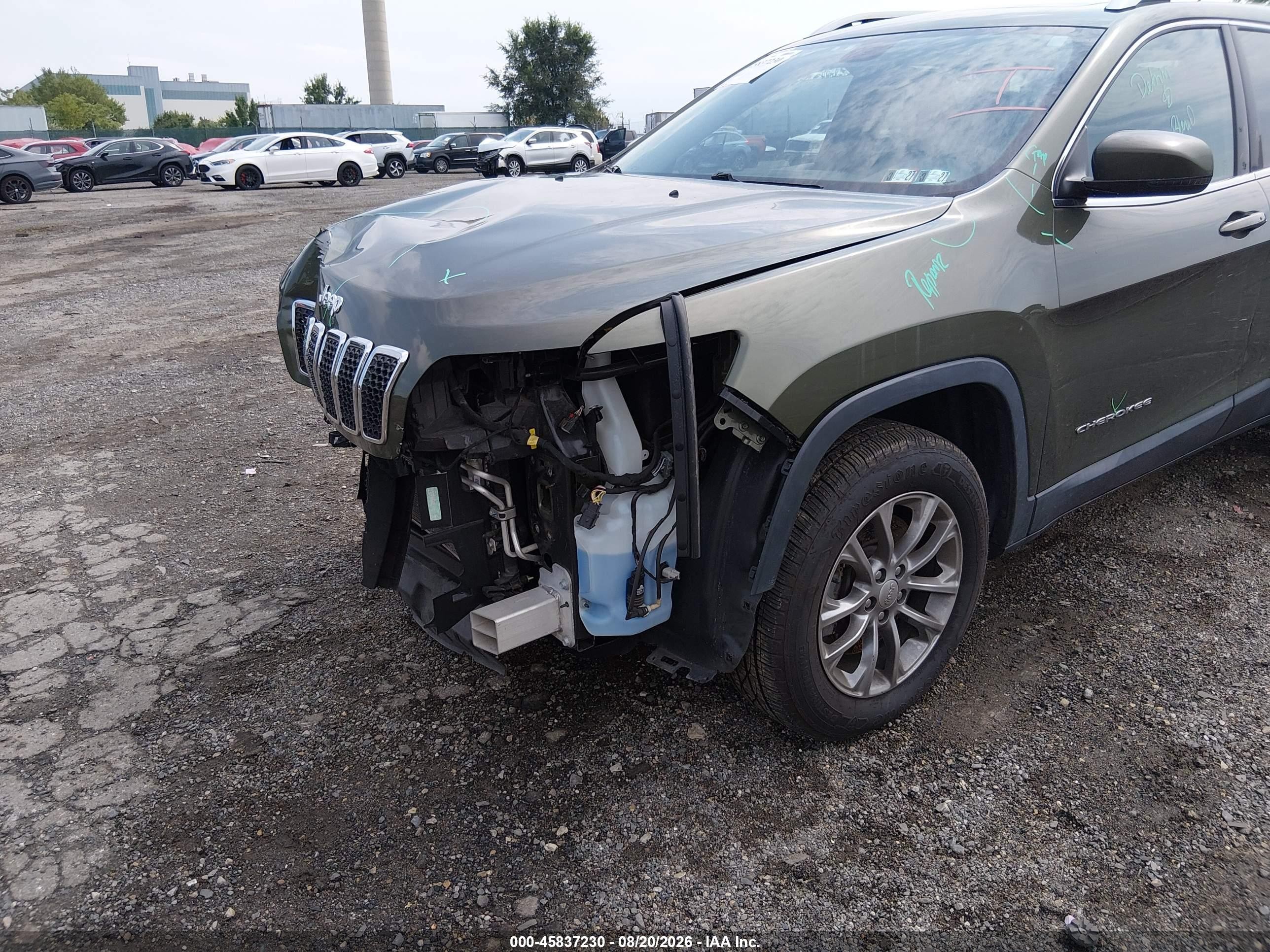 2020 Jeep Cherokee Latitude Plus 4x4 Green vin: 1C4PJMLB3LD556963