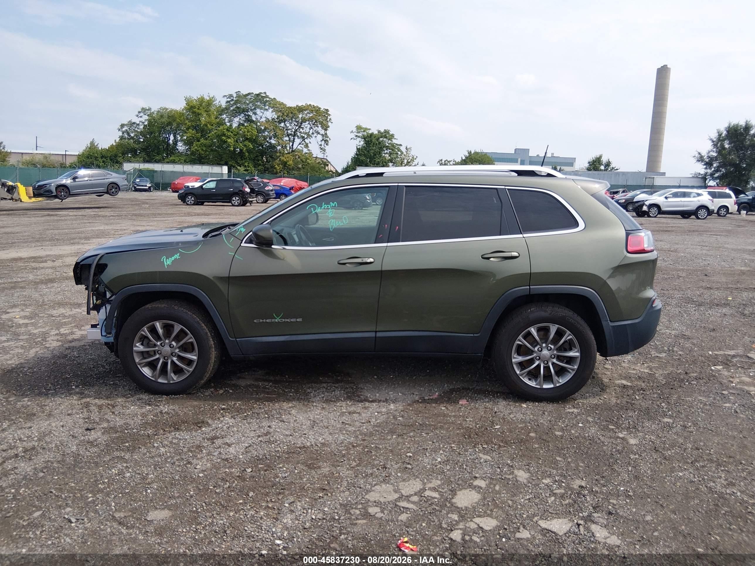 2020 Jeep Cherokee Latitude Plus 4x4 Green vin: 1C4PJMLB3LD556963