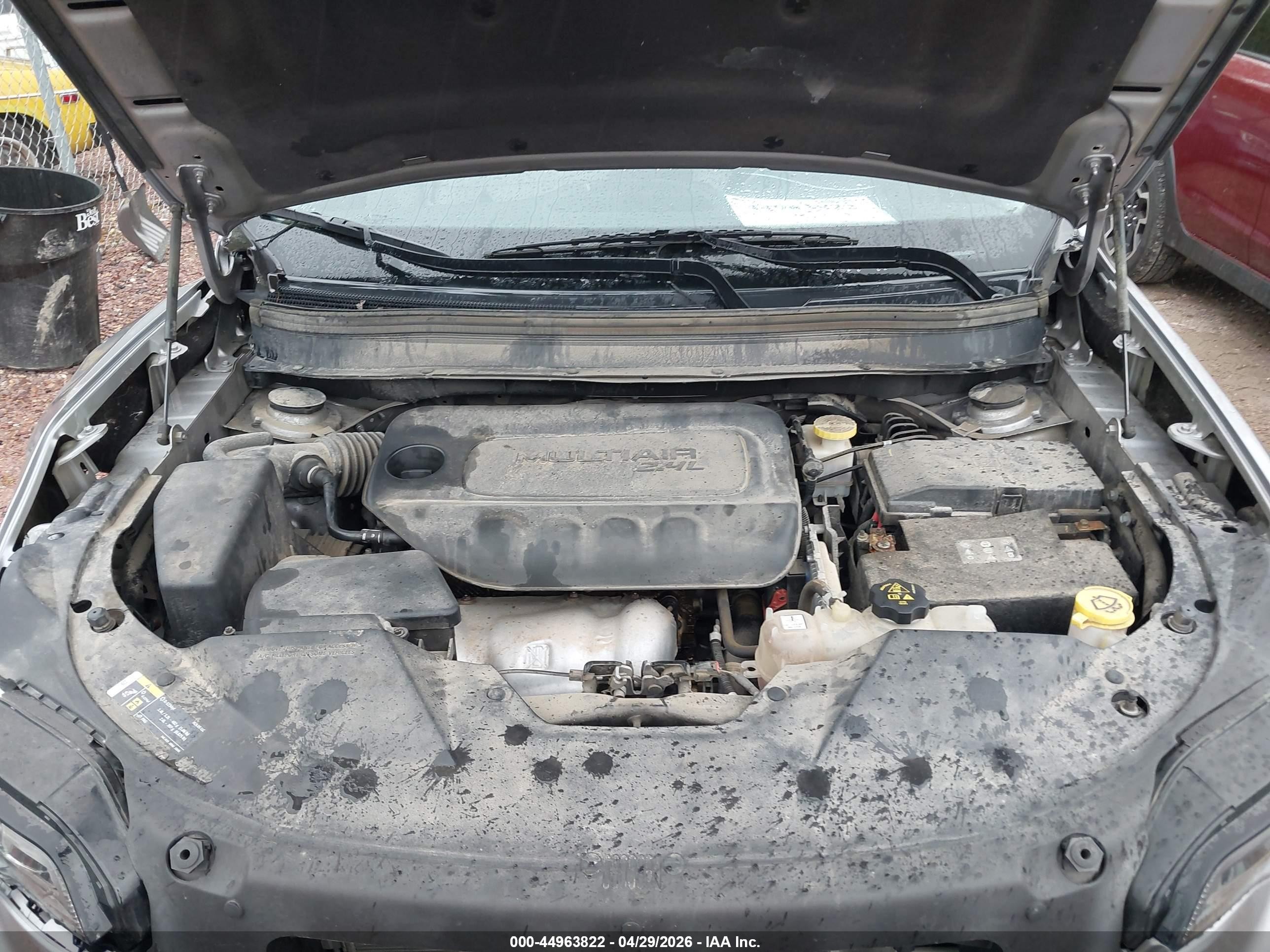 2020 Jeep Cherokee Latitude Plus 4x4 Silver vin: 1C4PJMLB4LD573416