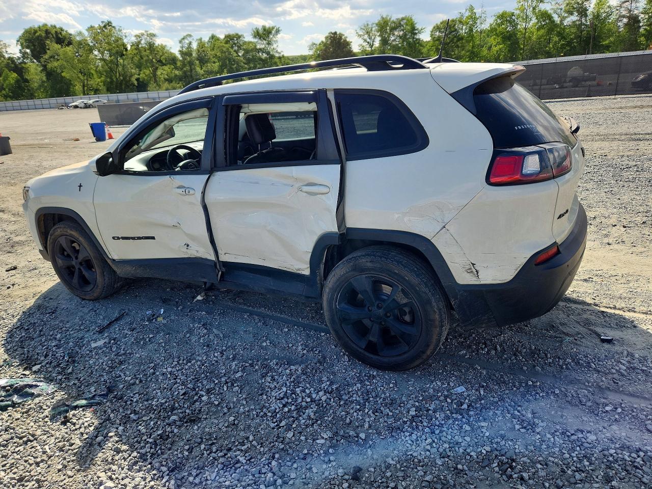 2019 Jeep Cherokee Latitude Plus White vin: 1C4PJMLB5KD400972