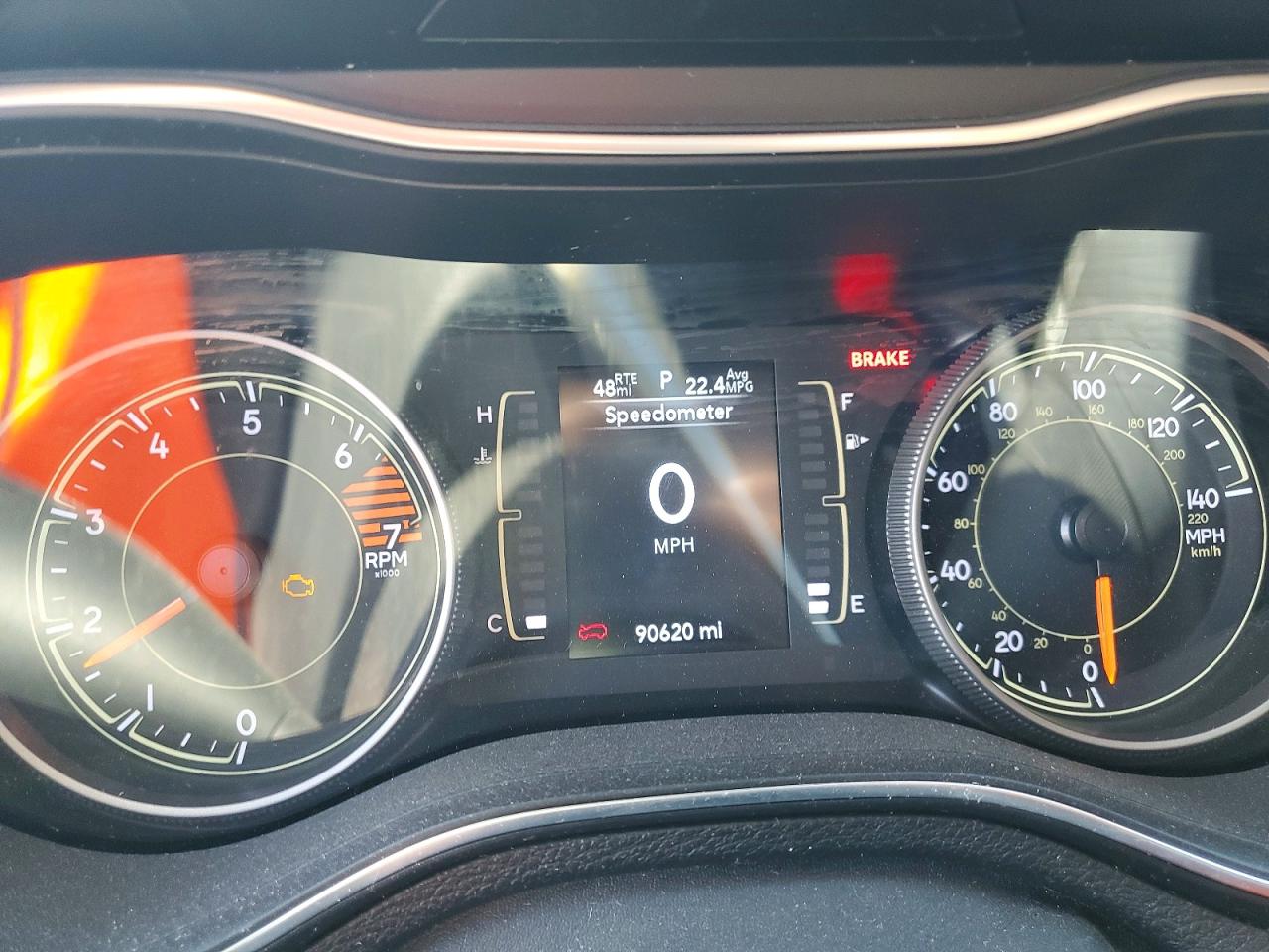 2019 Jeep Cherokee Latitude Plus Зеленый vin: 1C4PJMLB6KD254419