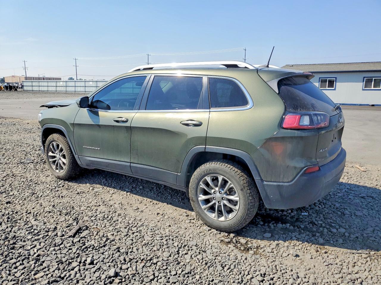 2019 Jeep Cherokee Latitude Plus Зеленый vin: 1C4PJMLB6KD254419