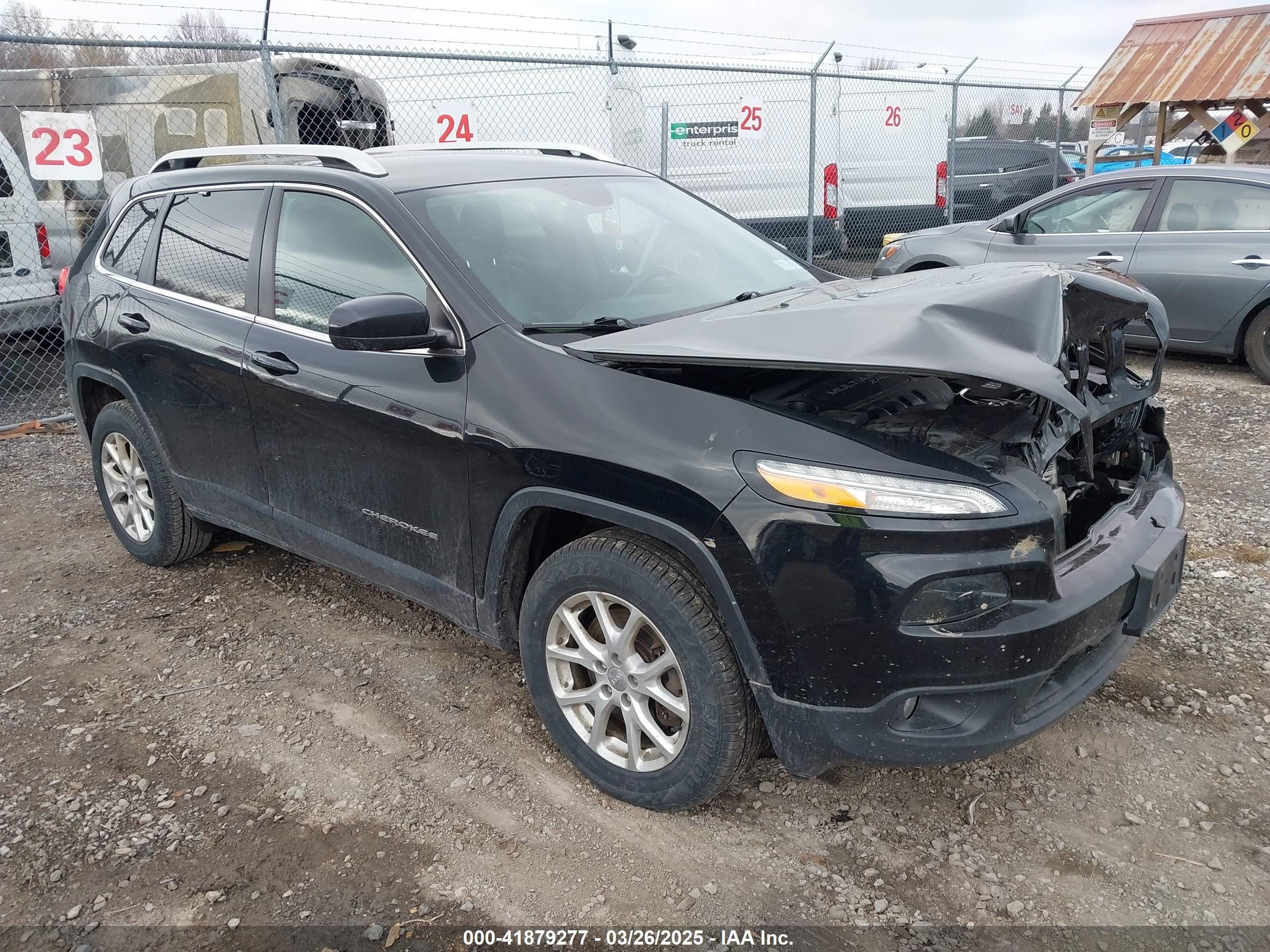 2018 Jeep Cherokee Latitude Plus 4x4 Black vin: 1C4PJMLB7JD507892